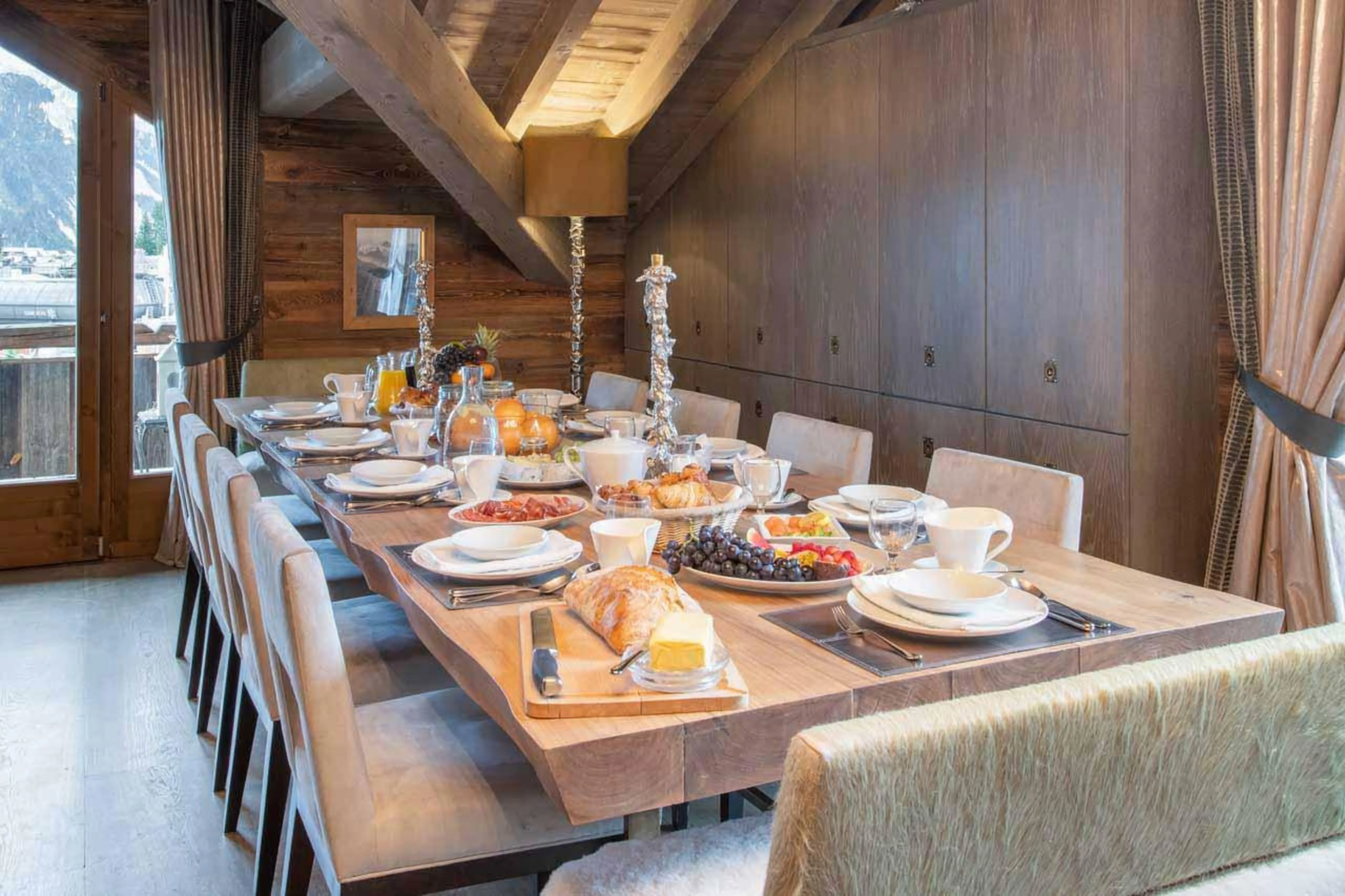 Dining area of Chalet L’Arctique in Courchevel 1850