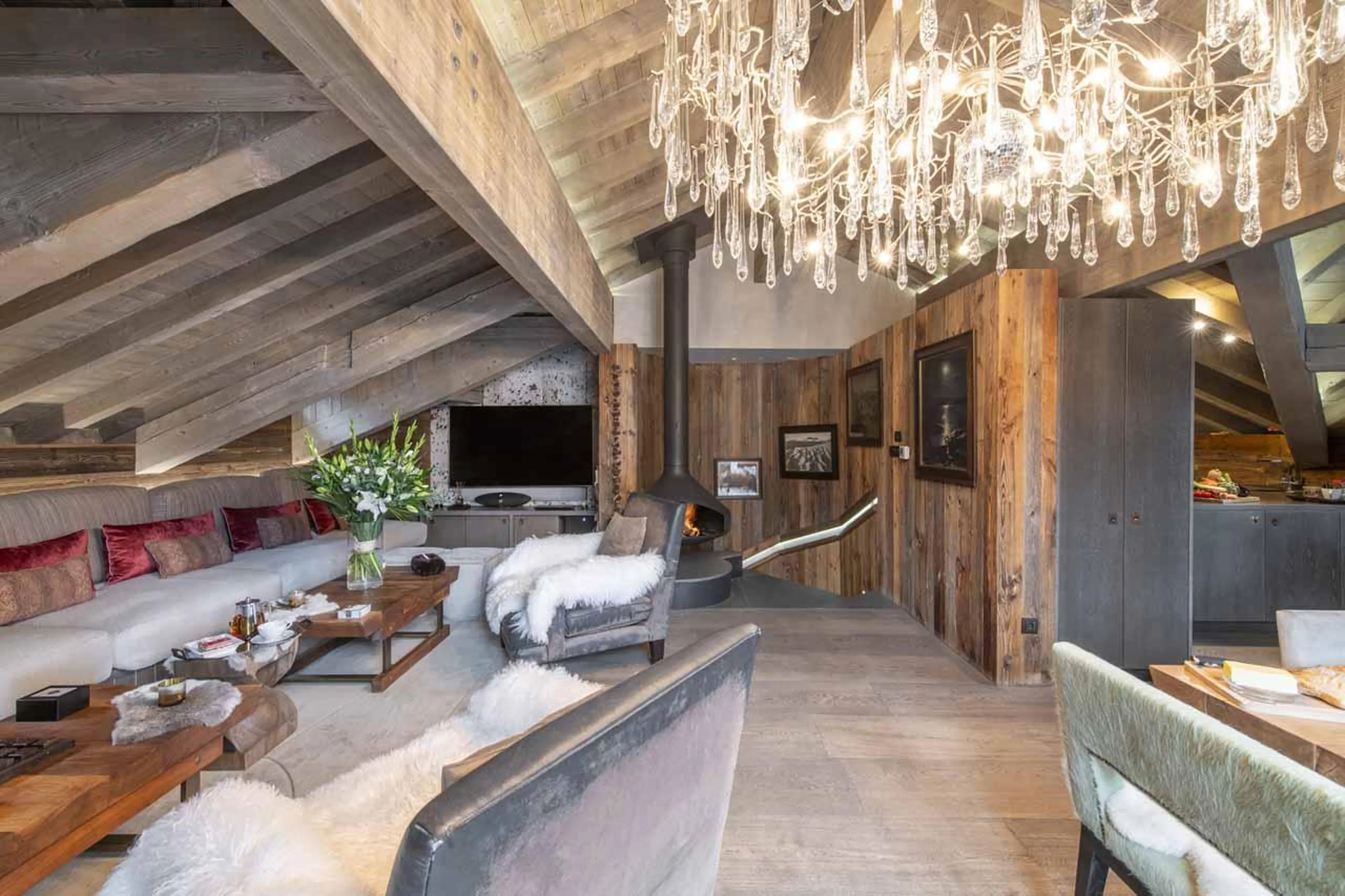 Open-plan living area of Chalet L’Arctique in Courchevel 1850