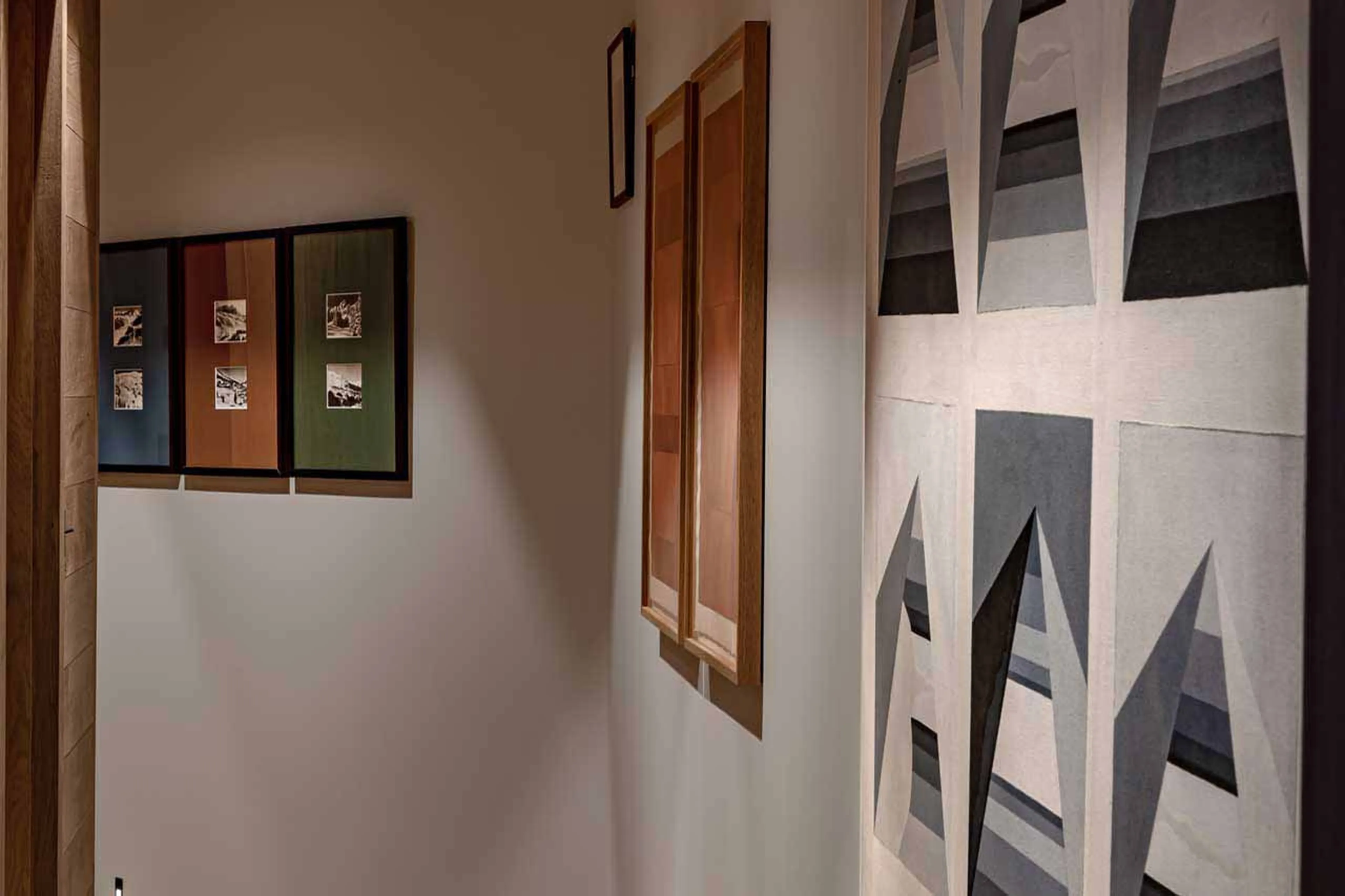 Artwork at Chalet Le 1550 in Courchevel 1550