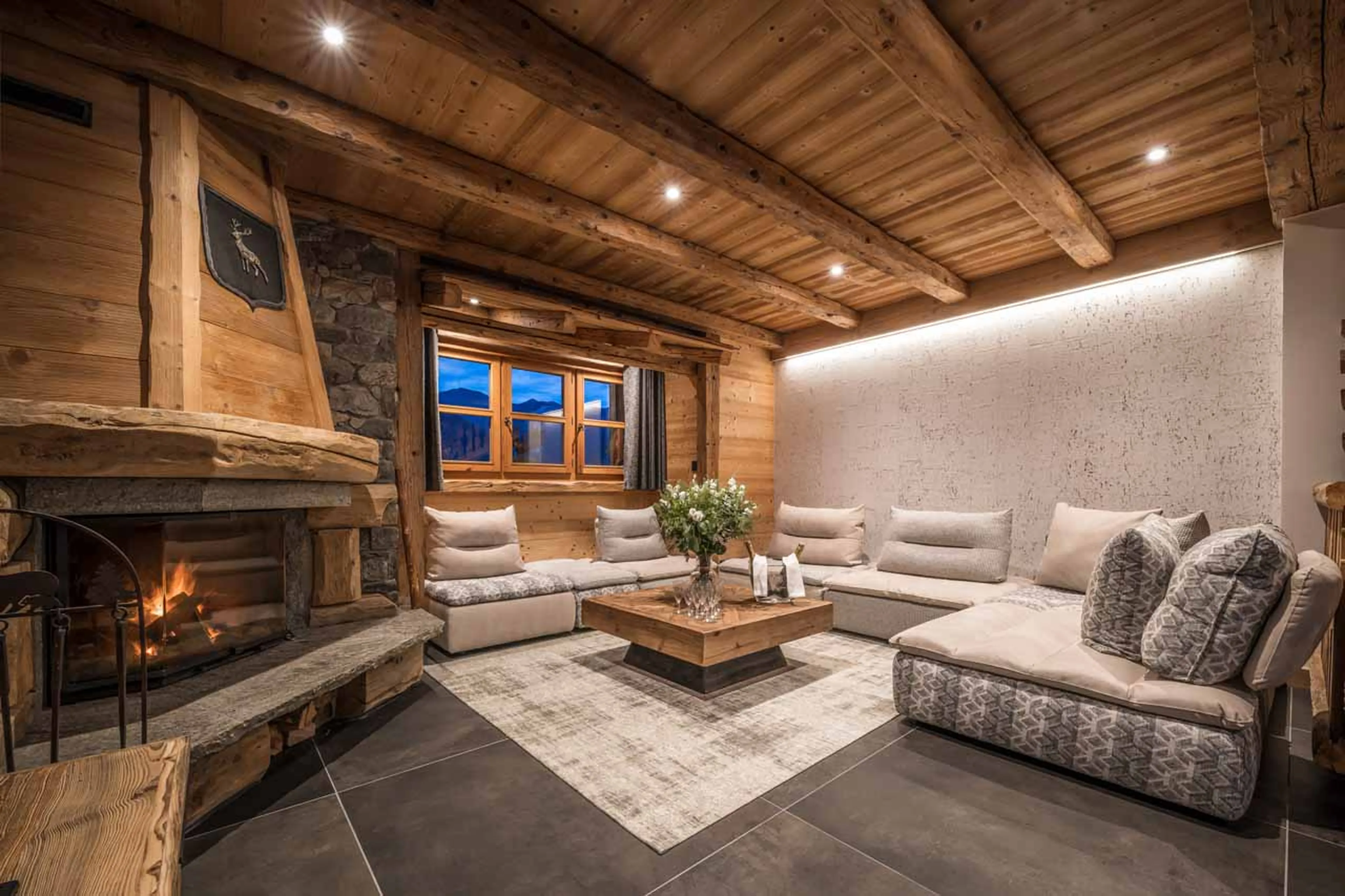 Living room at Chalet Le 1946 in Courchevel Le Praz
