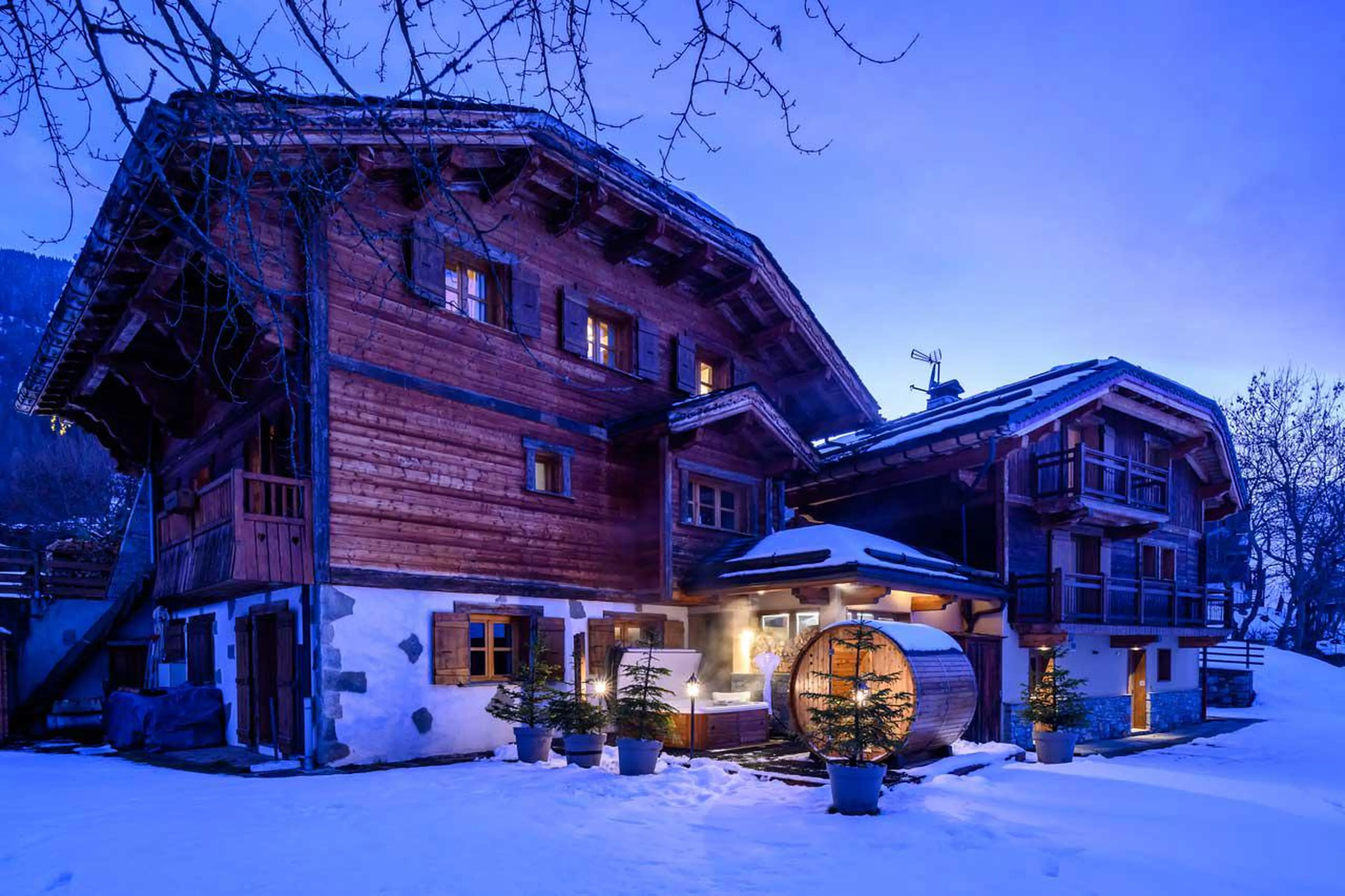 Exterior in evening of Chalet Le 1992 in Courchevel Le Praz