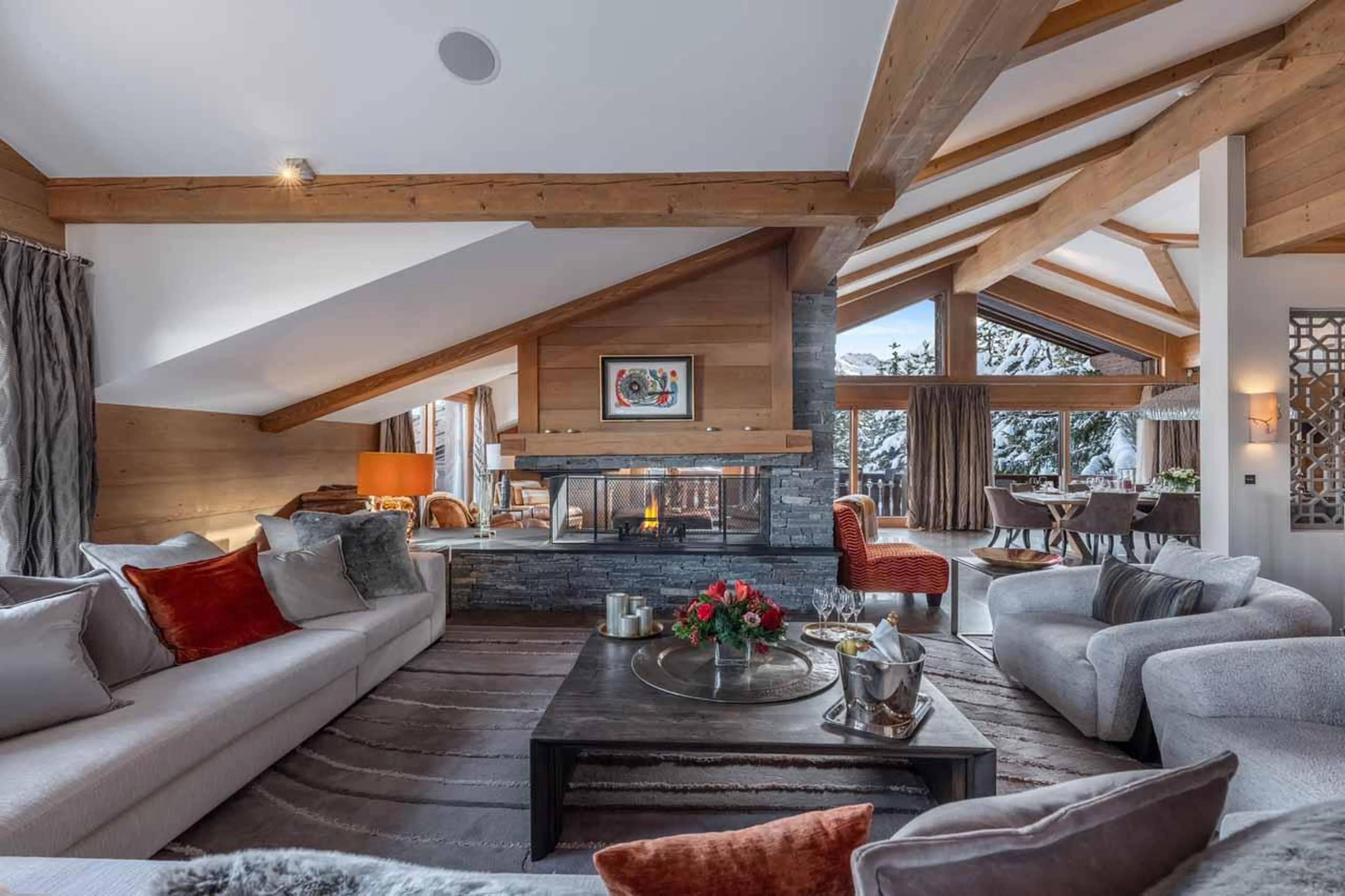 Second seating area at Chalet Le Blanchot in Courchevel 1850