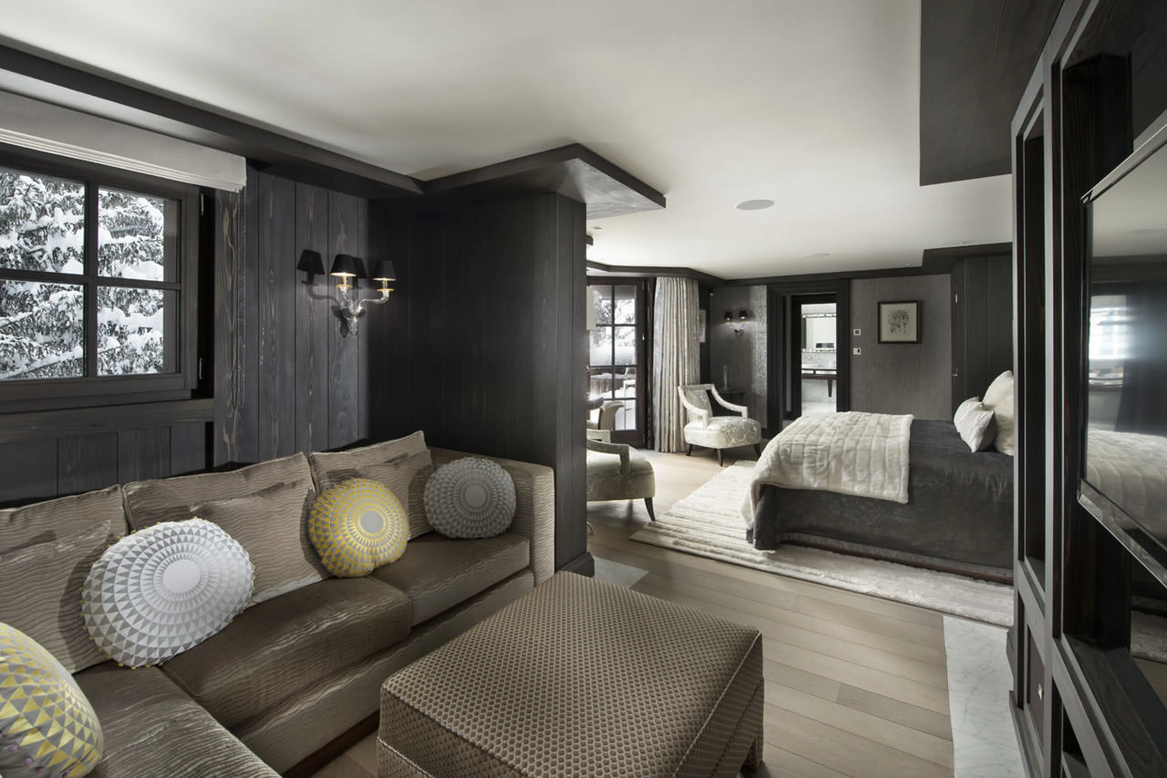 Tv area in master bedroom of Chalet Le Coquelicot in Courchevel 1850