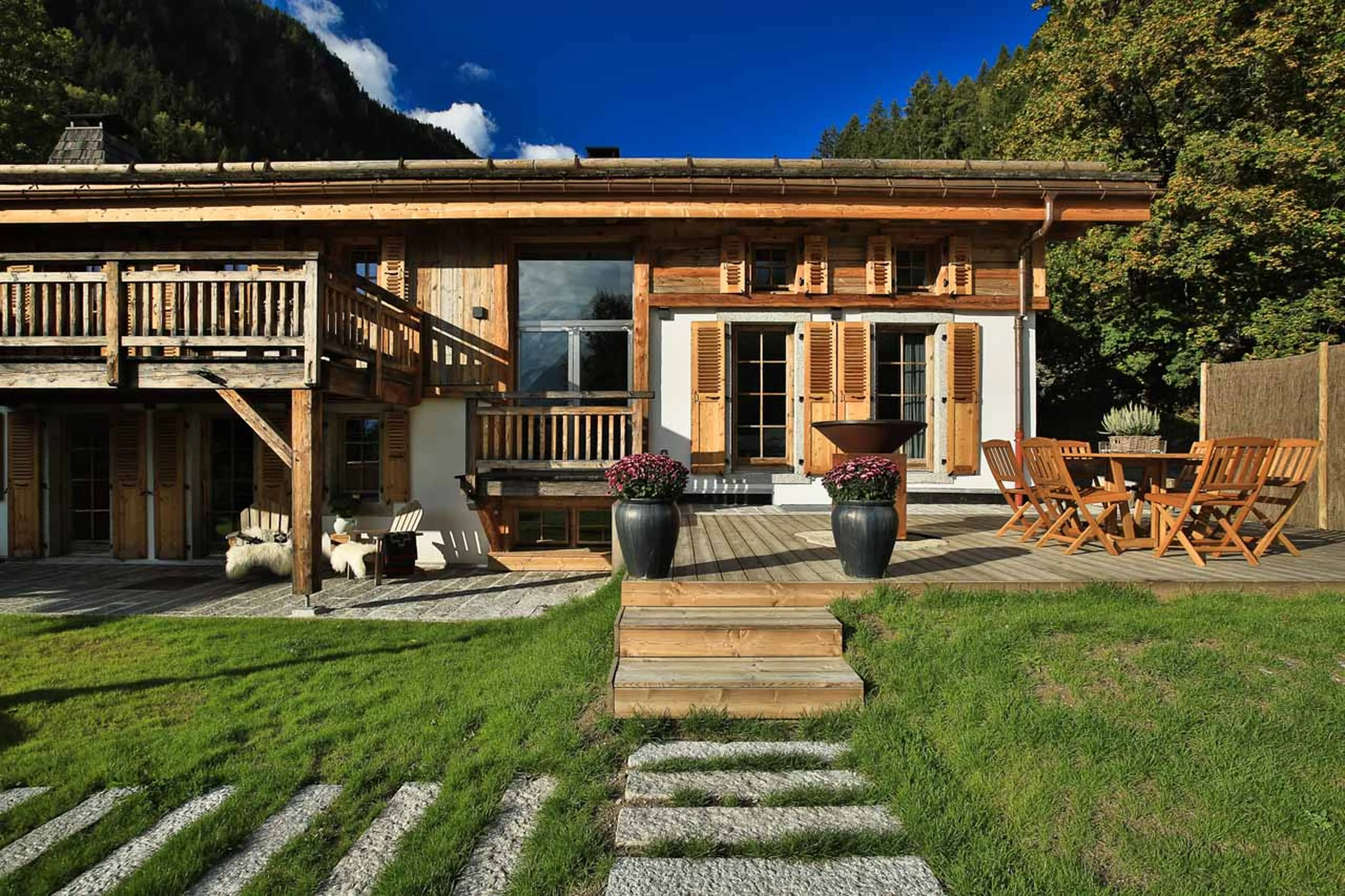 Exterior and terrace of Chalet Le Moulin in Chamonix