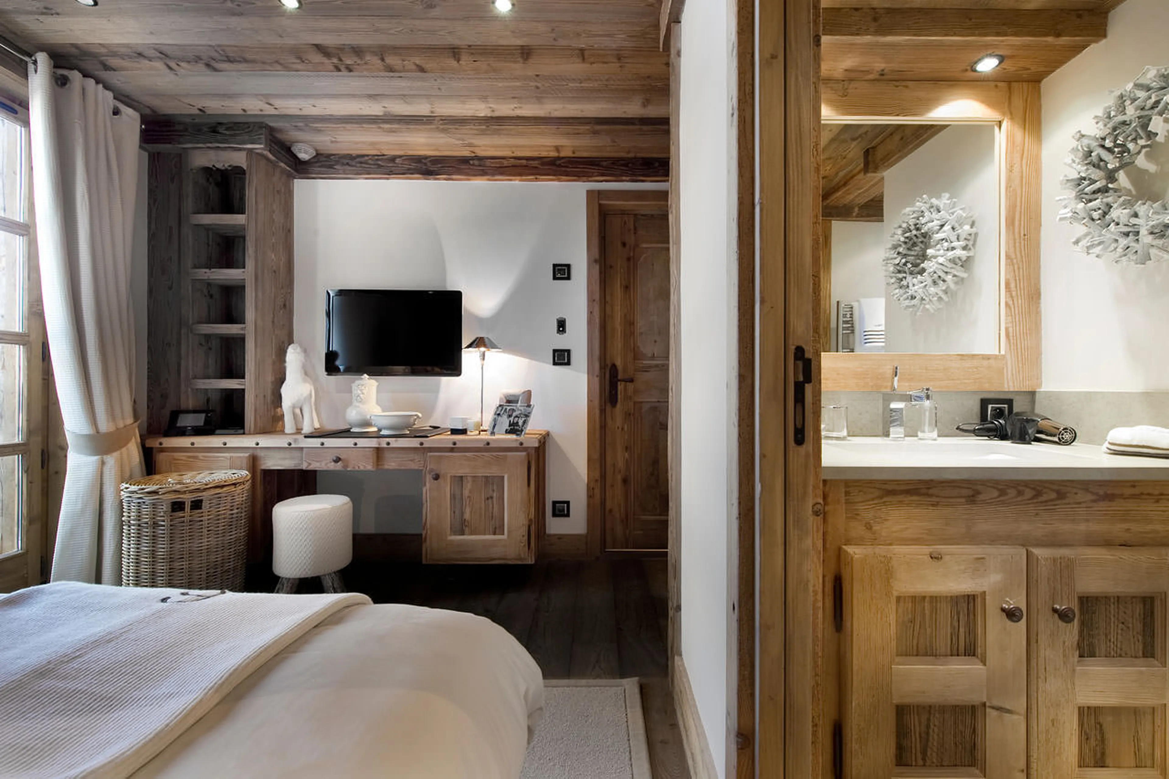 Shower room en suite to king size bedroom in Chalet Le Petit Chateau in Courchevel 1850