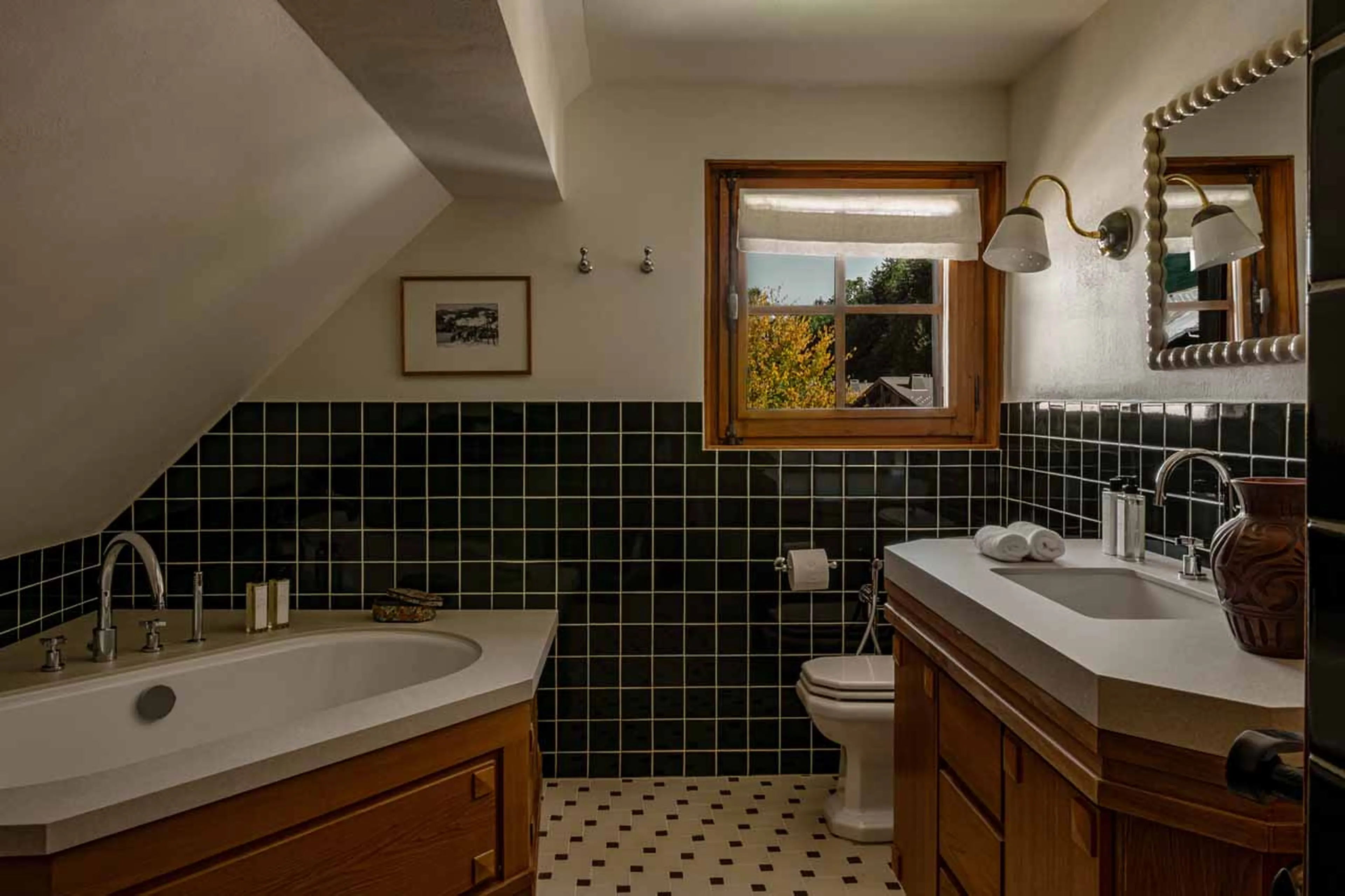 Bedroom 2 en-suite at Chalet Le Sarto in Megeve