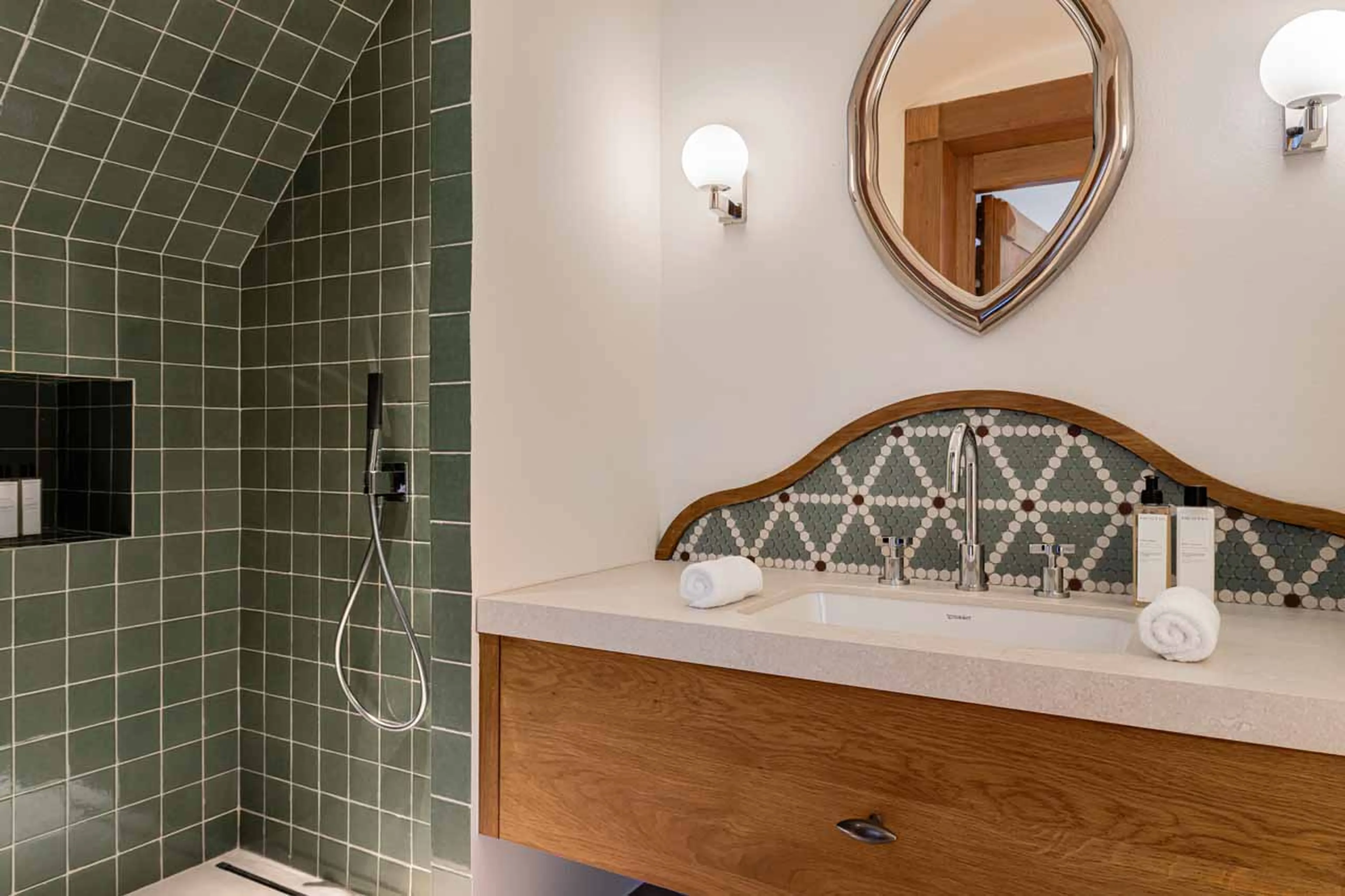 Bedroom 5 en-suite at Chalet Le Sarto in Megeve