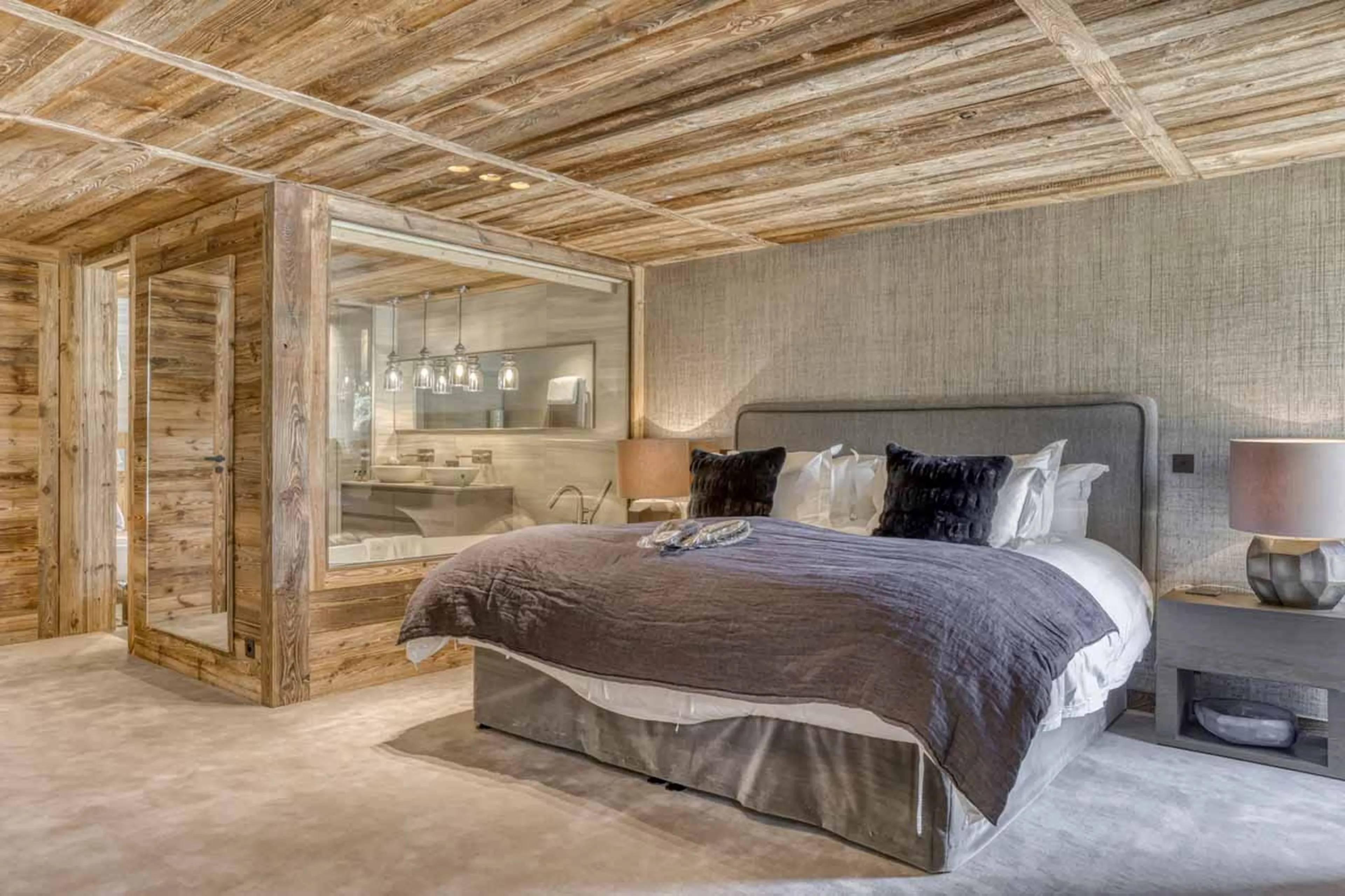 Bedroom 5 at Chalet l'Echappee d'Arbois in Megeve