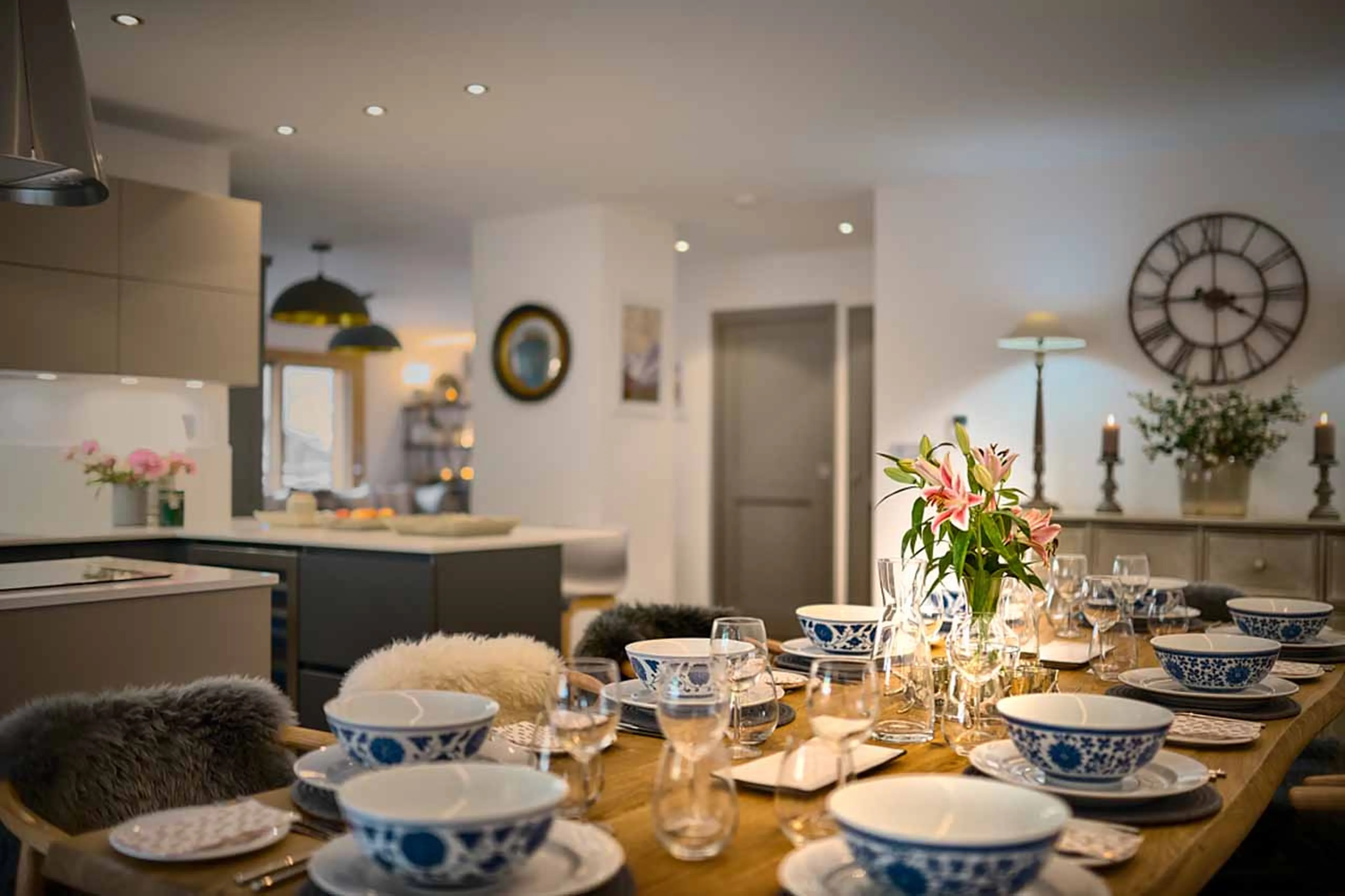 Dining table at Apartment Les Abeilles in Morzine
