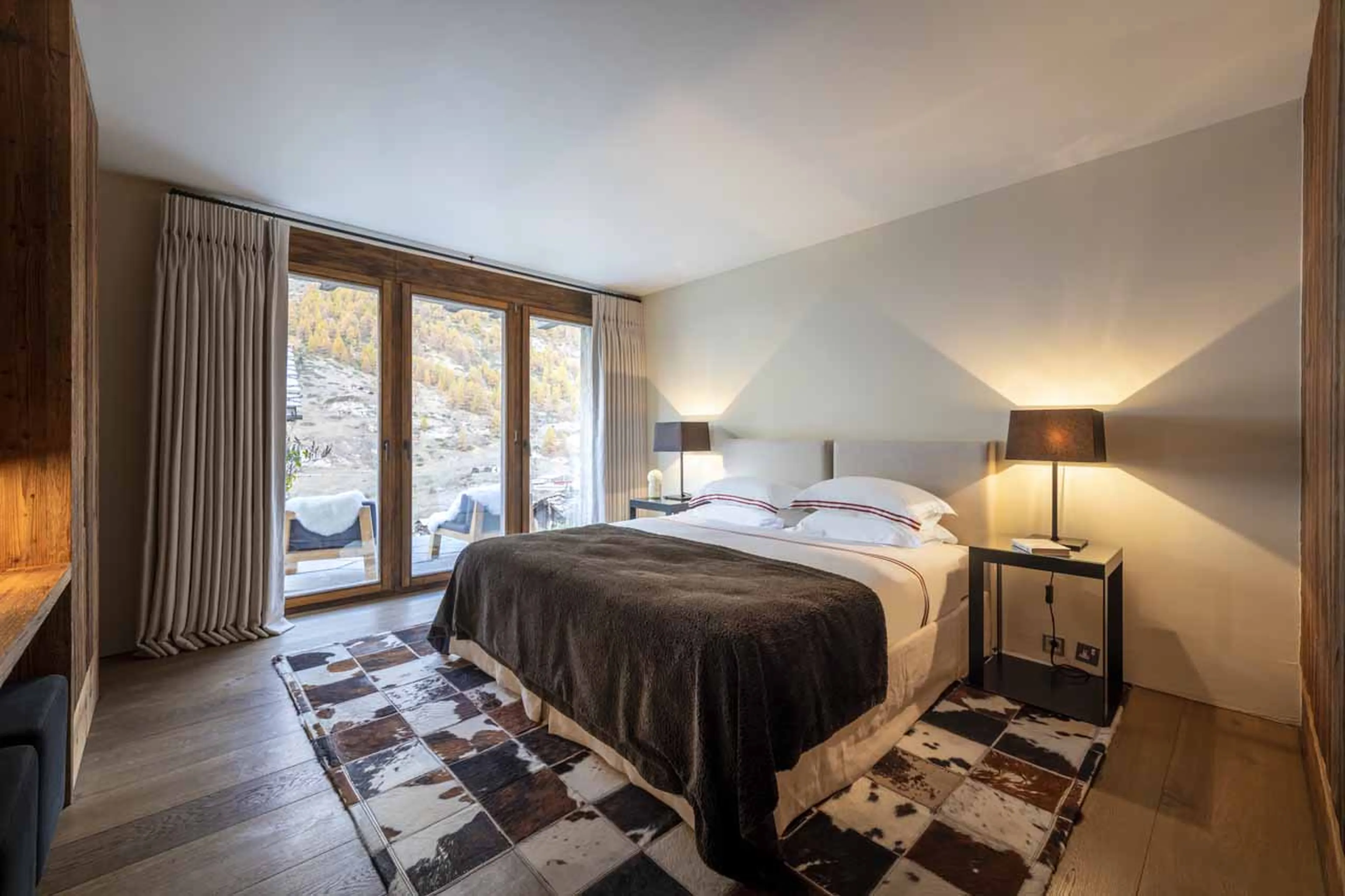 Bedroom six at Chalet Les Anges in Zermatt