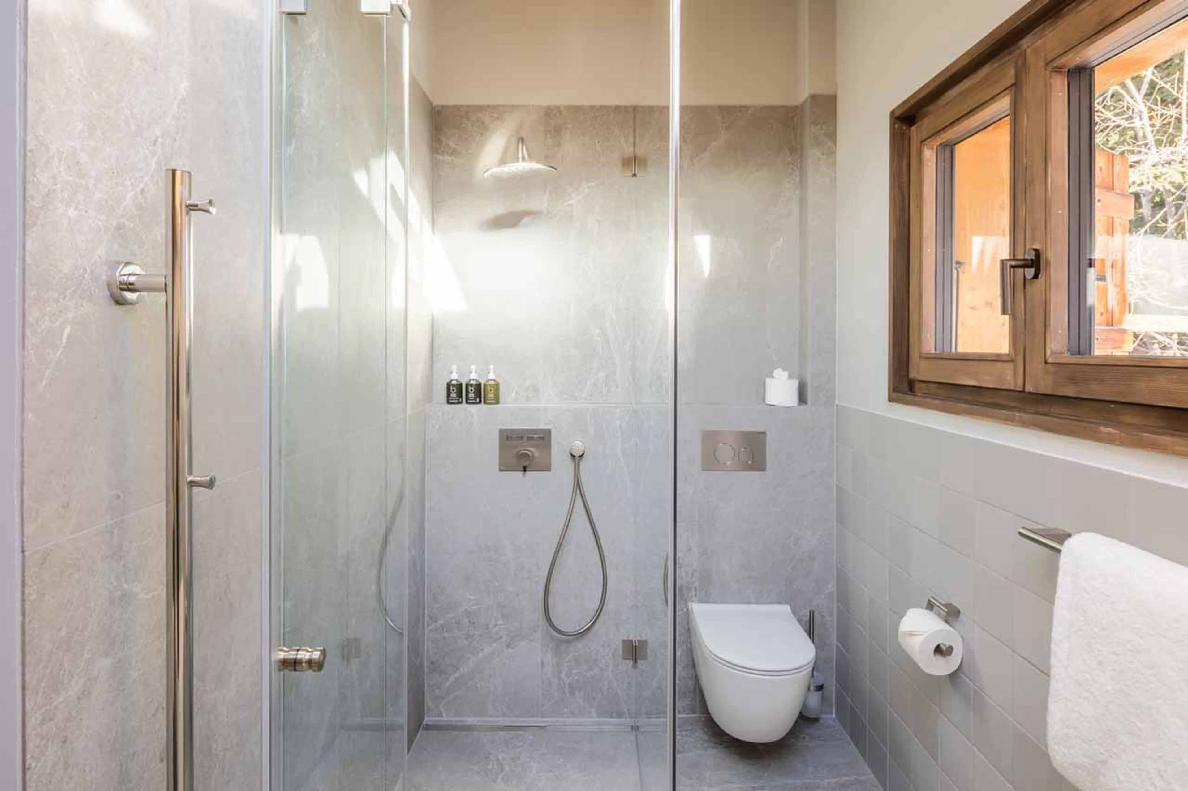 Bedroom 1 en-suite shower at Chalet les Attelas in Verbier