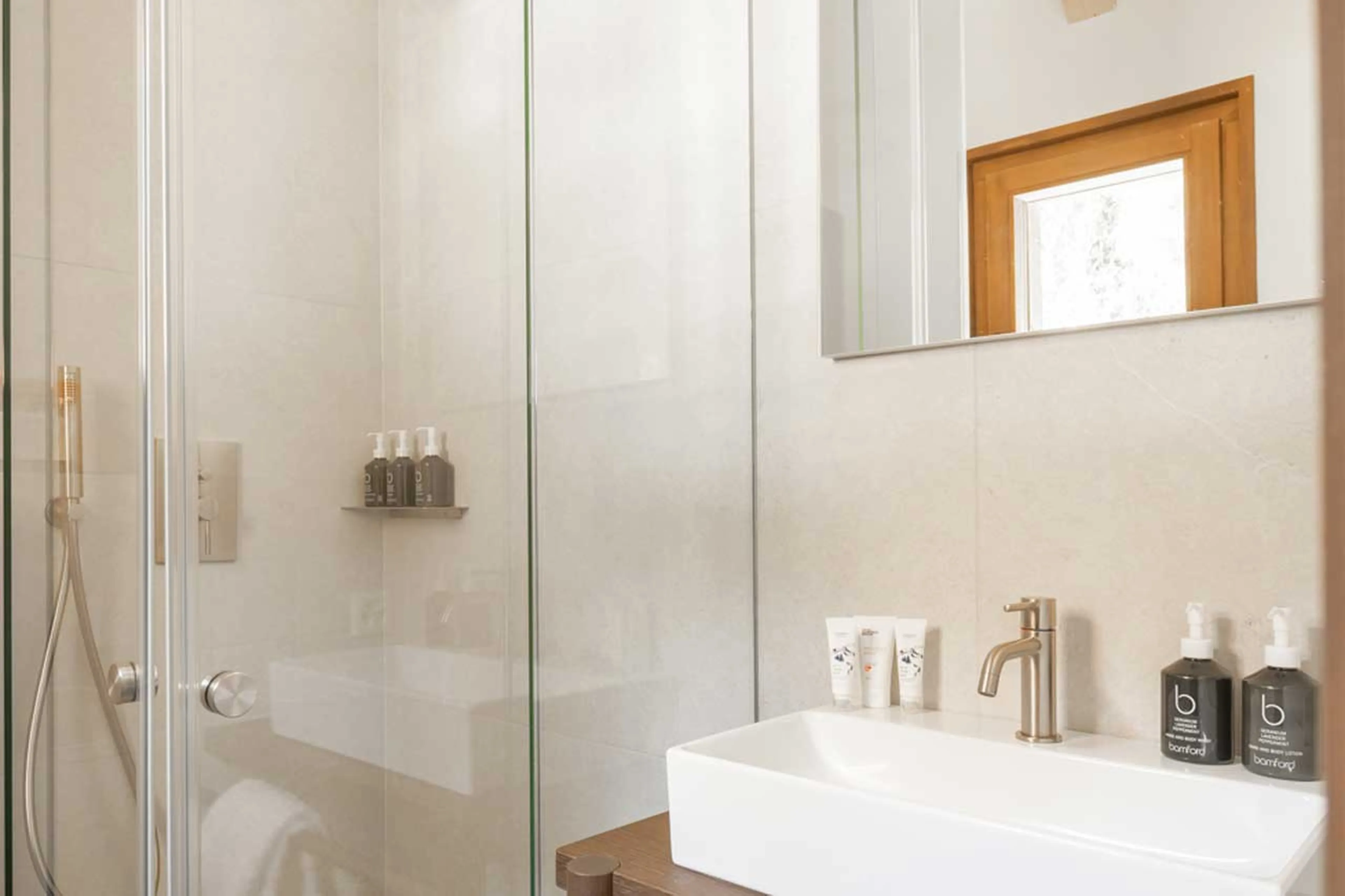 Bedroom 3 en-suite at Chalet Les Attelas in Verbier