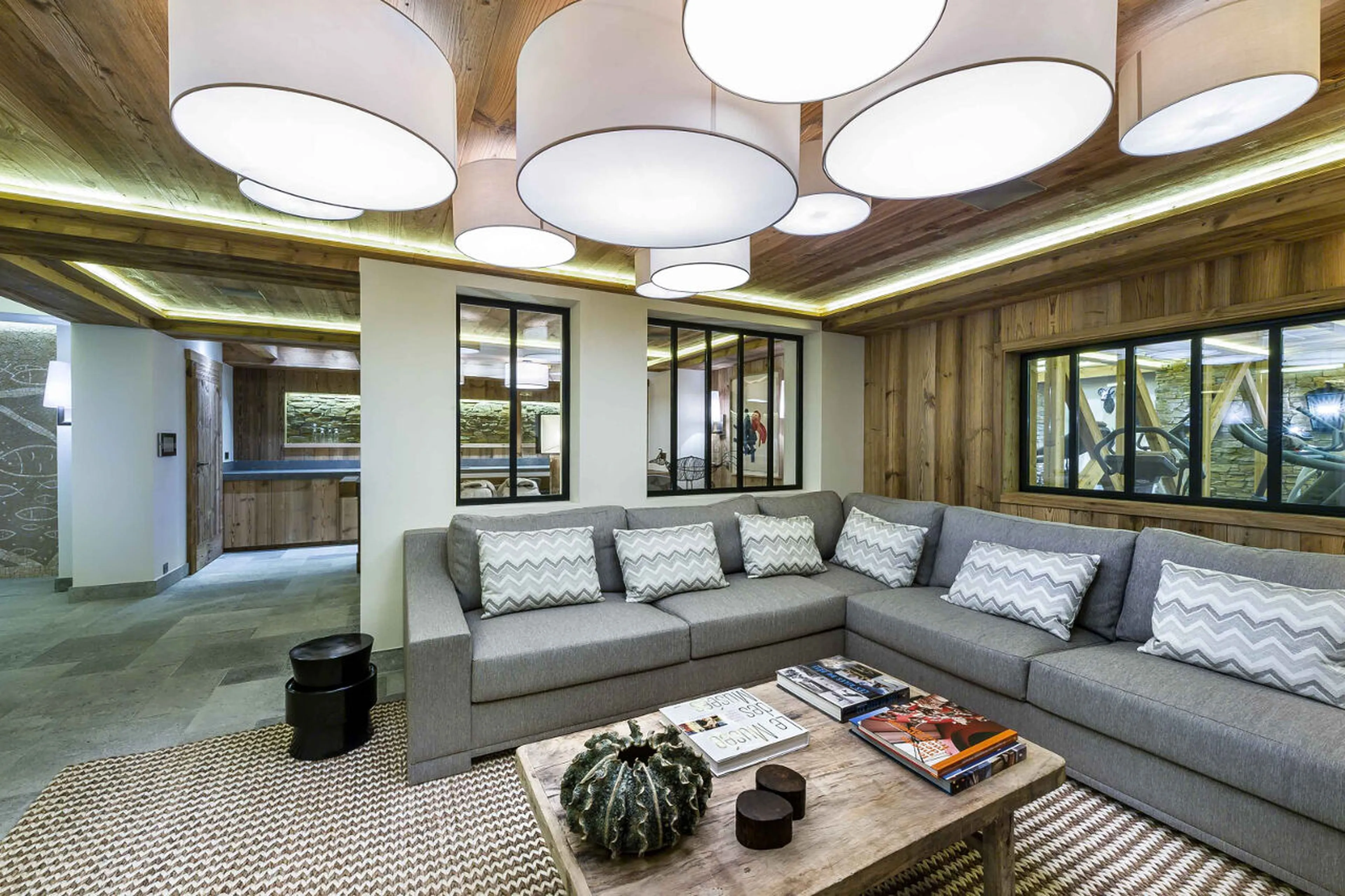 Relaxation lounge in the spa of Chalet Les Bastidons  in Courchevel 1850