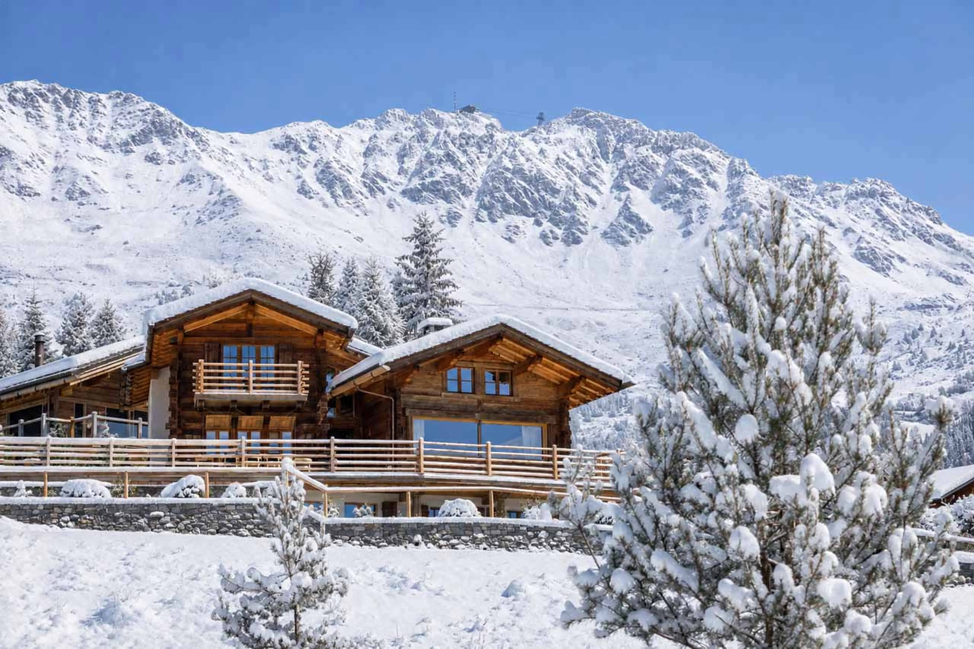 Exterior winter at Chalet Les Etoiles d'Amon in Verbier