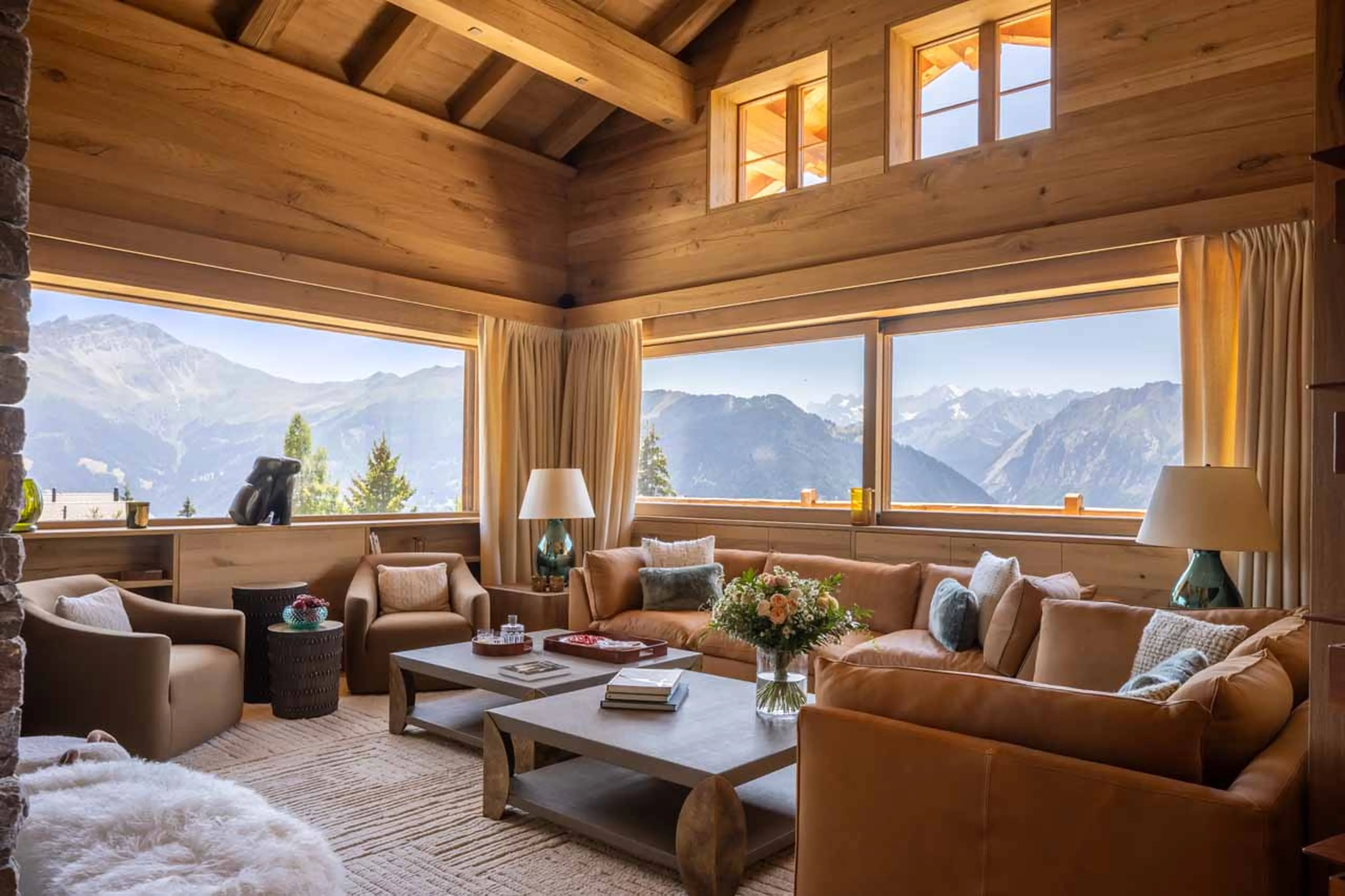 Living area at Chalet Les Etoiles d'Amon in Verbier