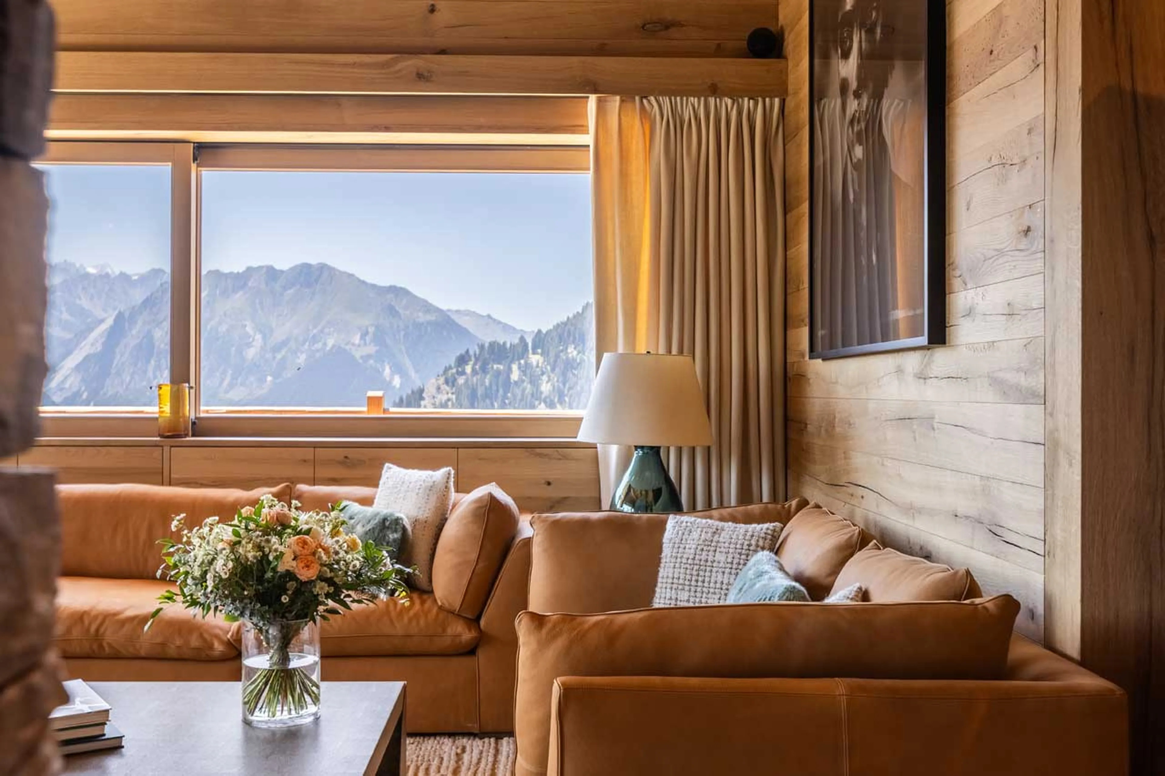 Living area sofas at Chalet Les Etoiles d'Amon in Verbier