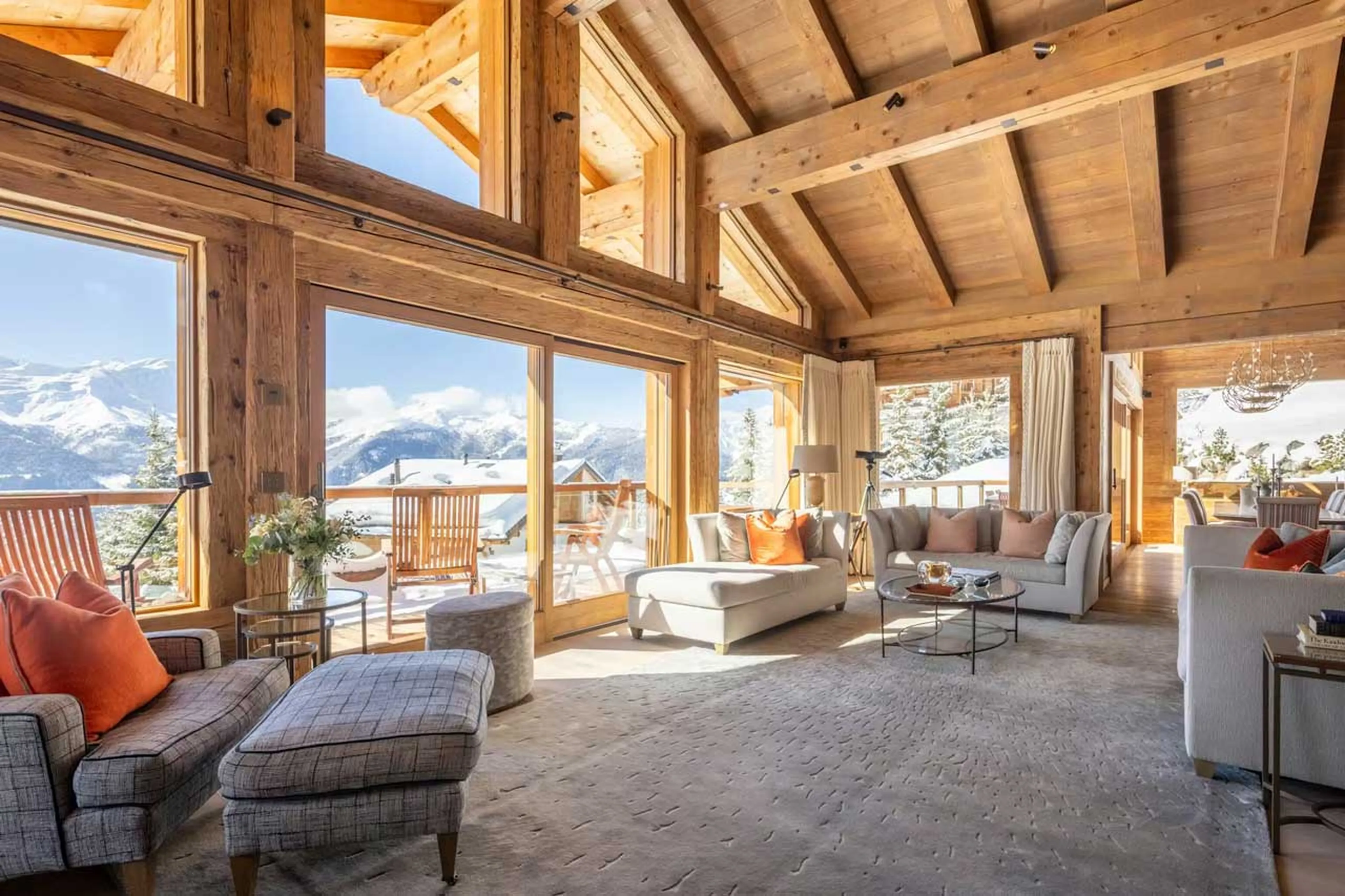 Open plan living area of Chalet Les Etrennes in Verbier