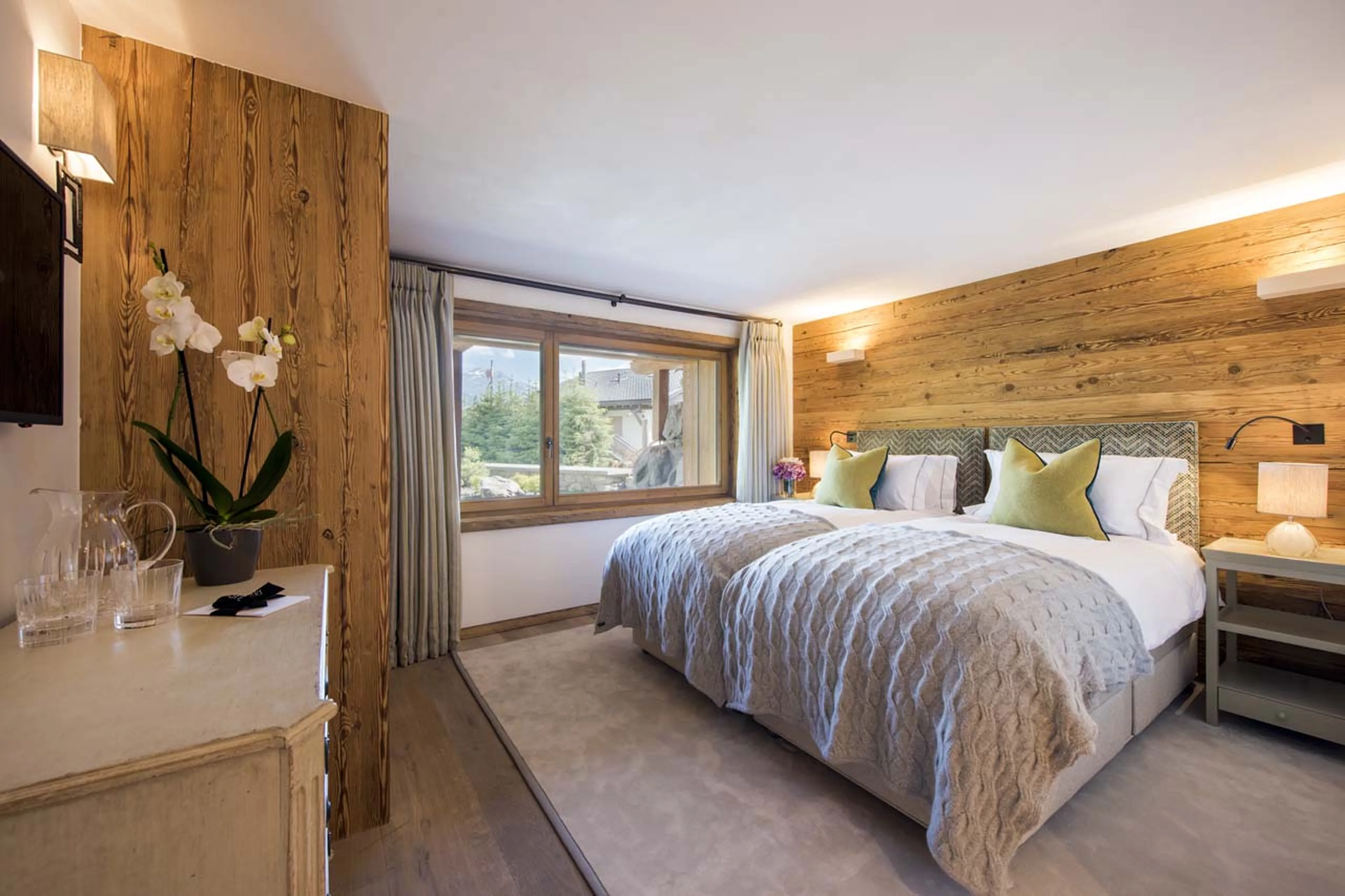 Bedroom five at Chalet Les Etrennes in Verbier