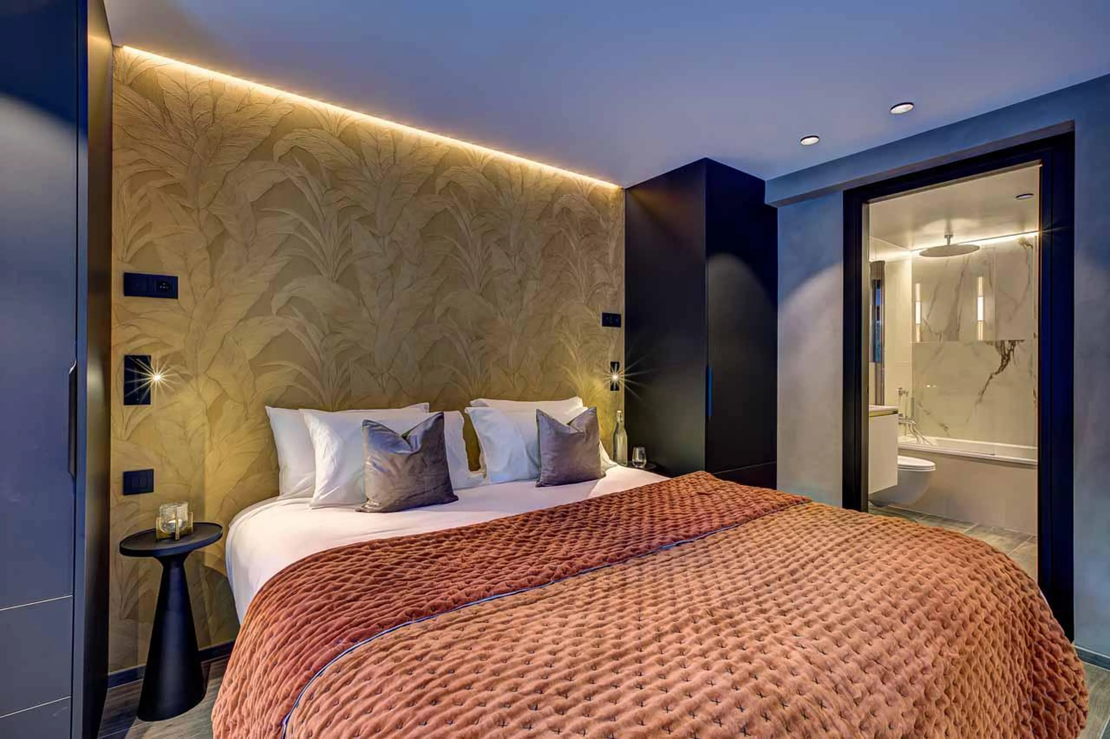 En-suite bathroom at Chalet Les Melezes in Chamonix