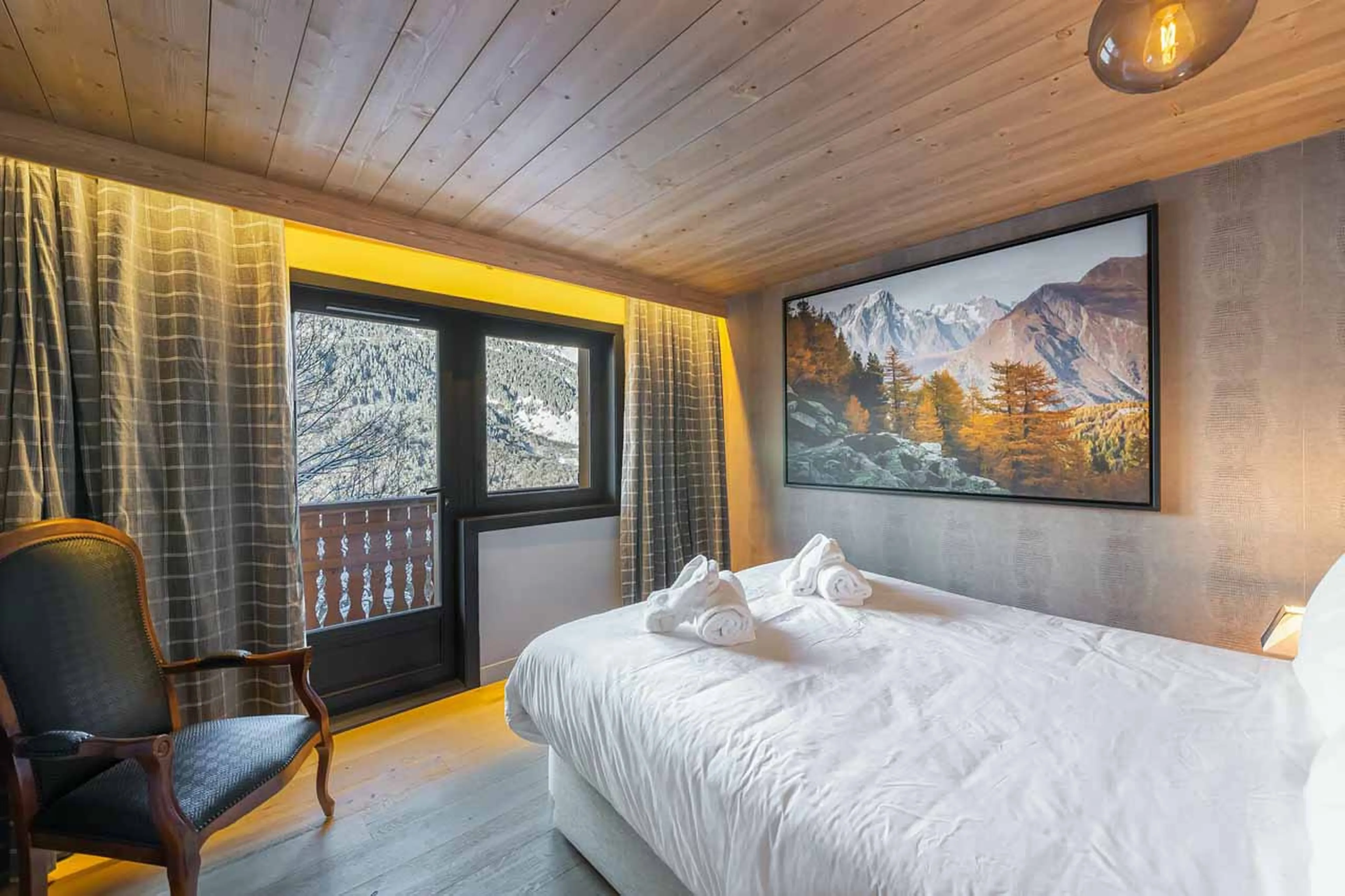 Bedroom four at Chalet Les Morilles in Meribel