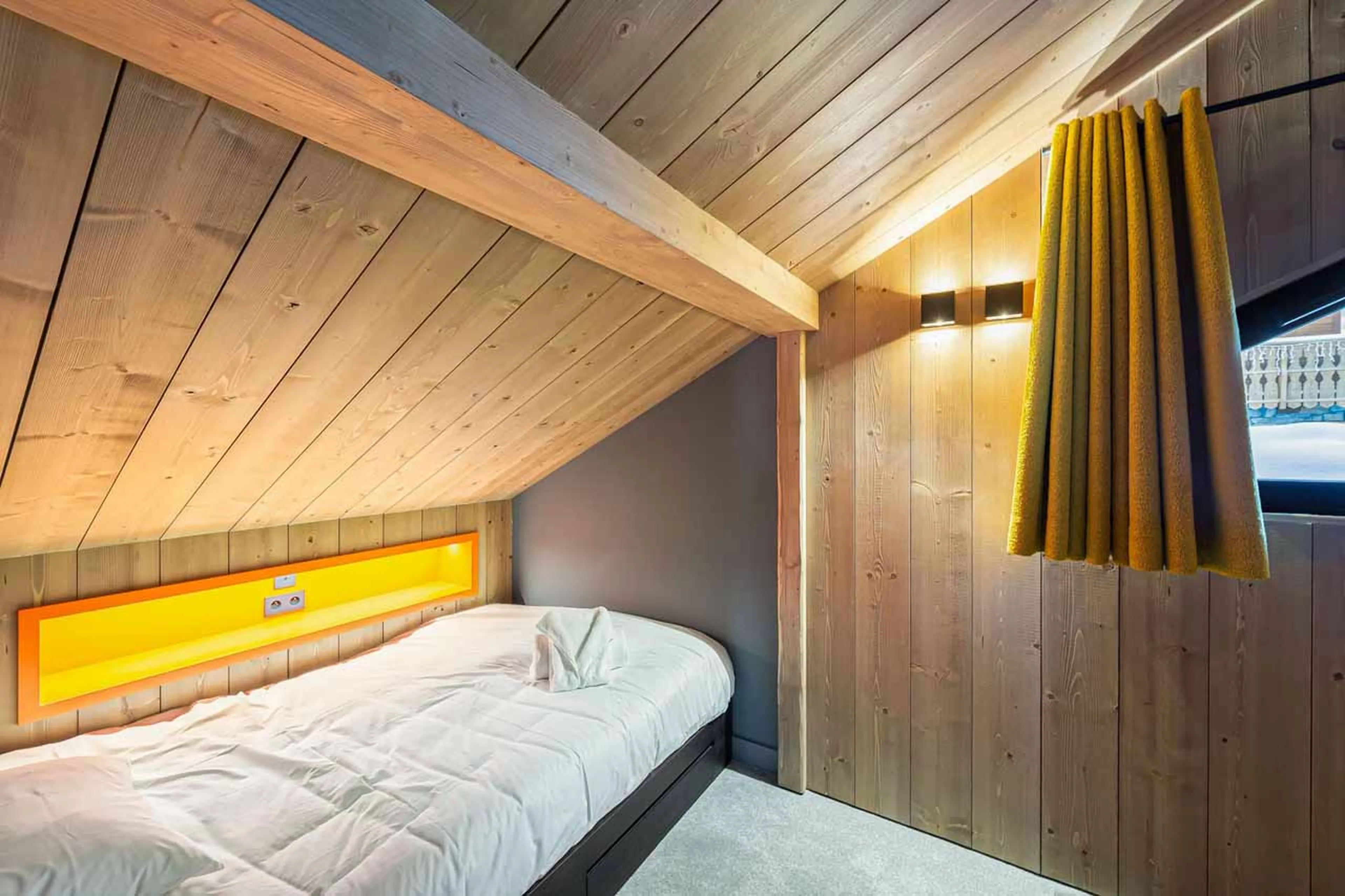 Bedroom five at Chalet Les Morilles in Meribel
