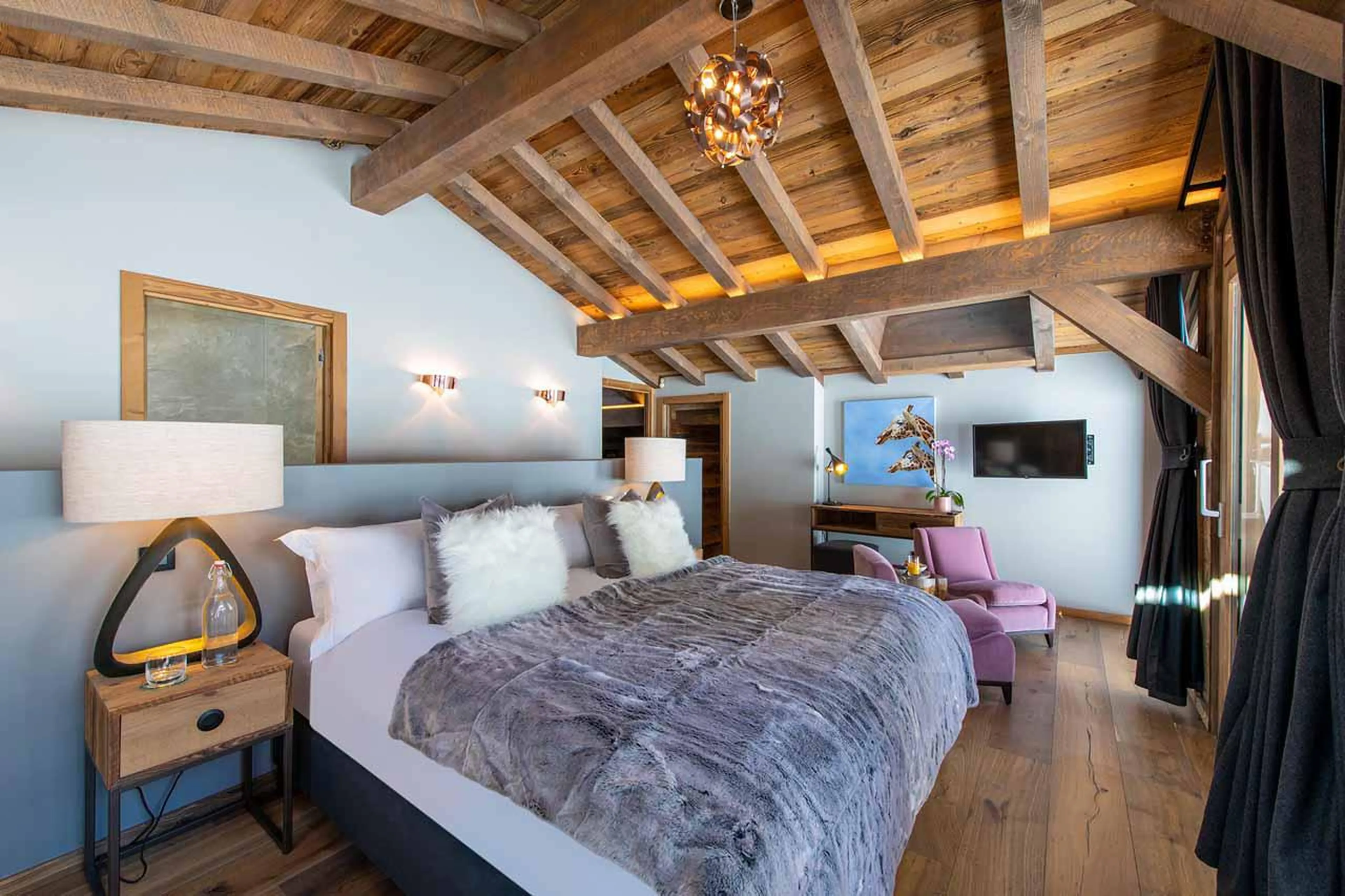 Bedroom four at Chalet les Sapins in Les Gets
