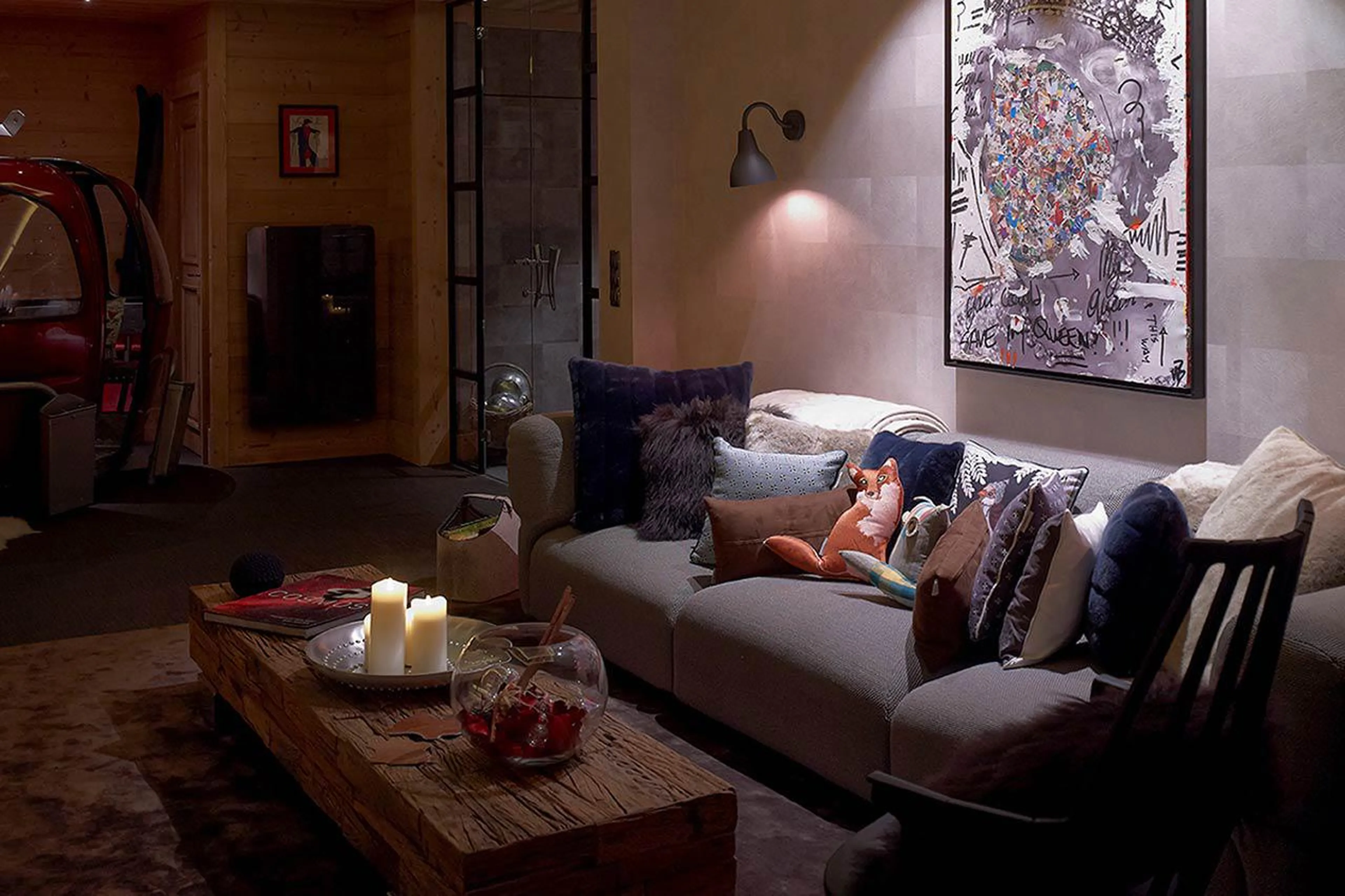 TV lounge at Chalet Les Sorbiers in Courchevel 1850