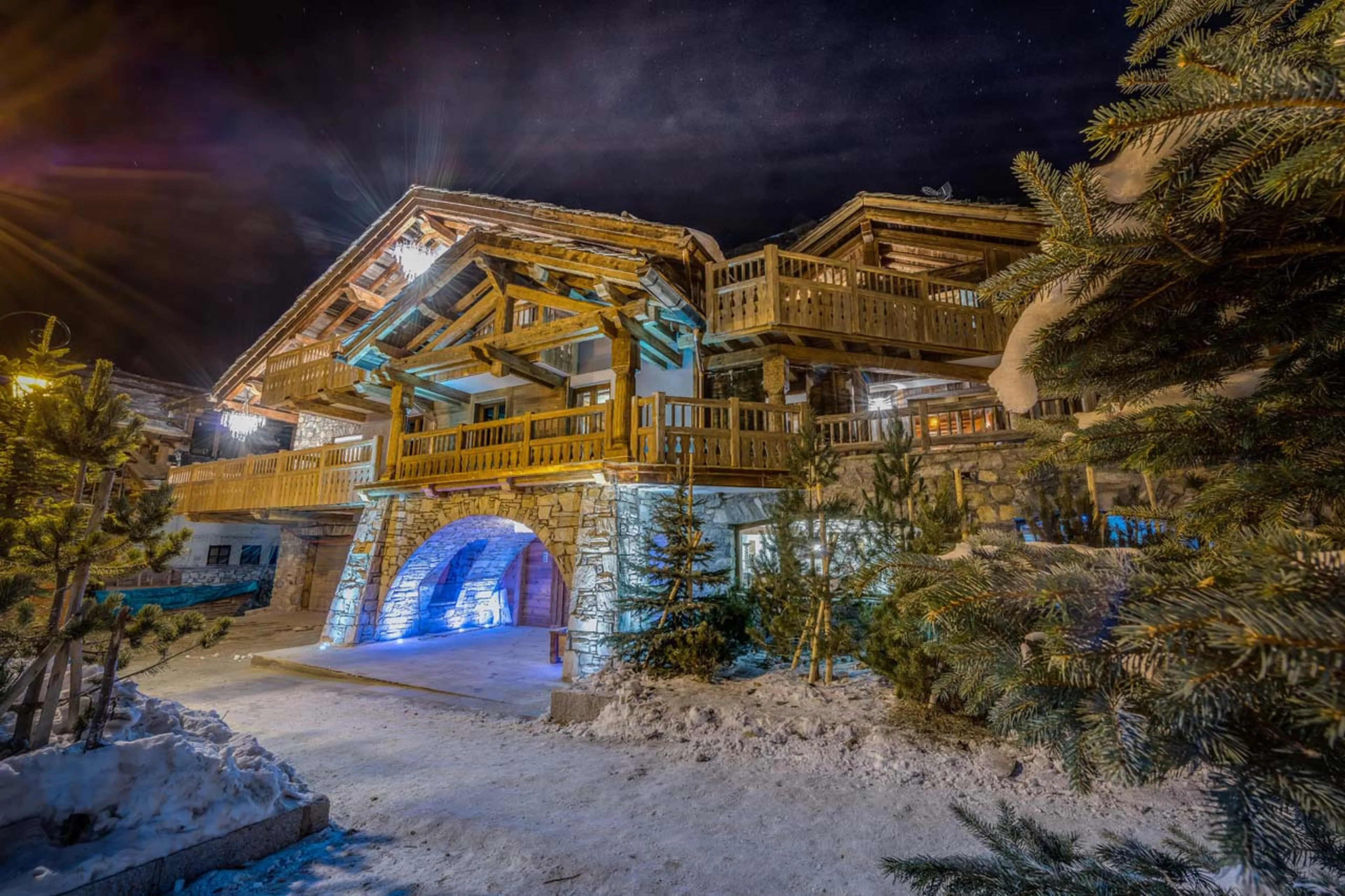 Ultra-luxurious and family friendly, Chalet Lhotse in Val d’ Isere