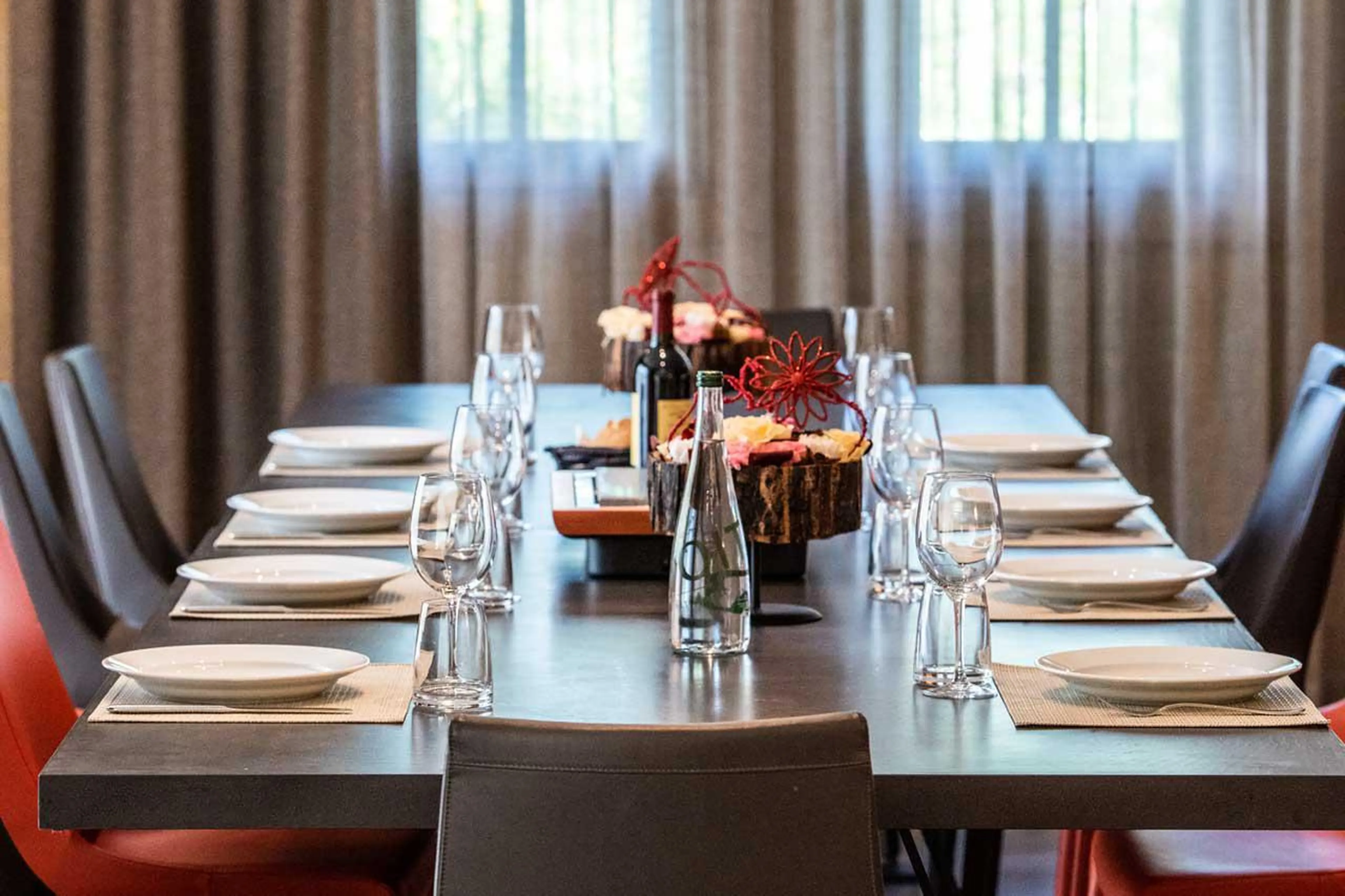 Dining table in Chalet Licorne in Courchevel 1650