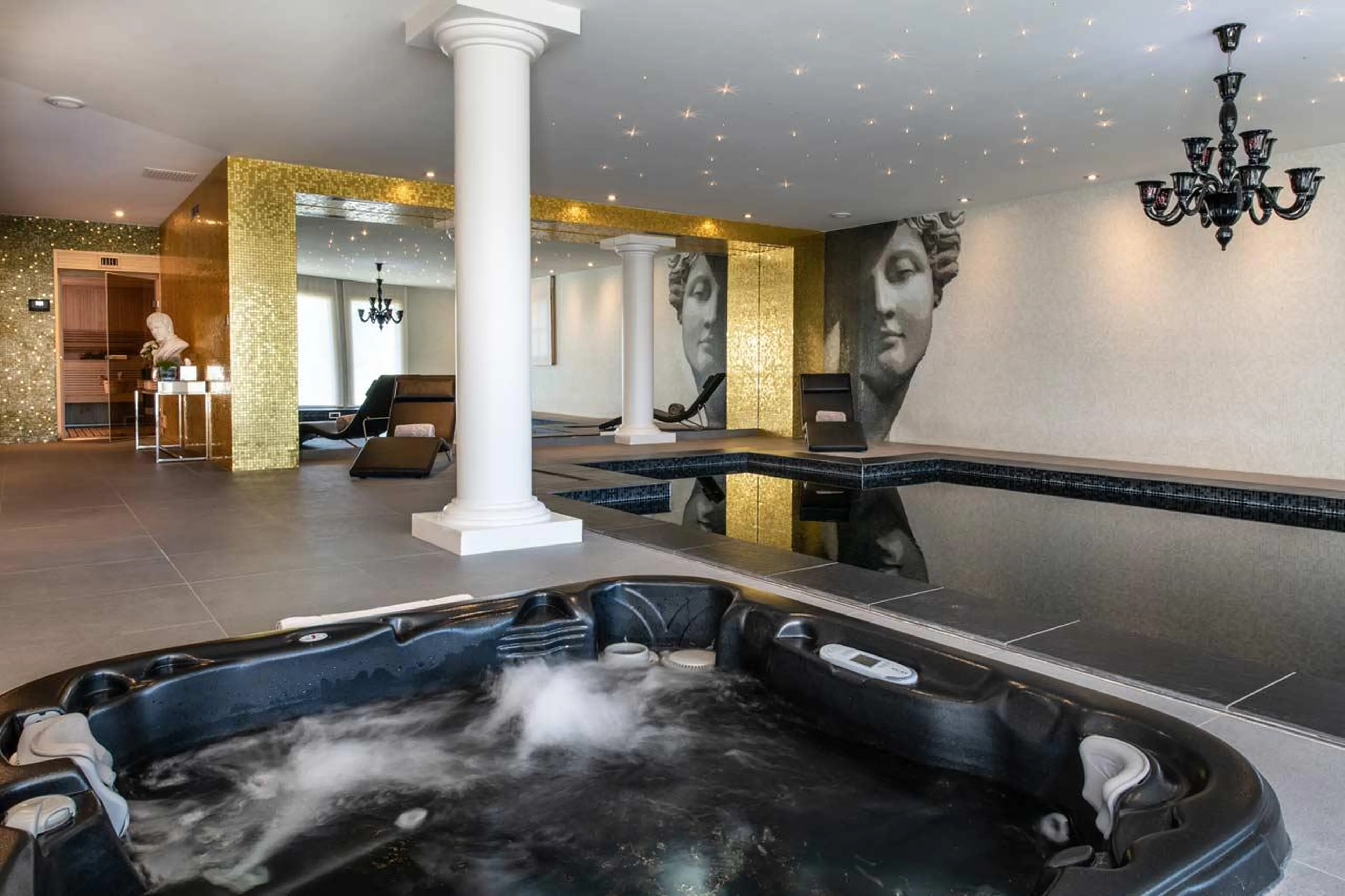 Romanesque style wellness area in Chalet Licorne des Neiges in Courchevel 1650