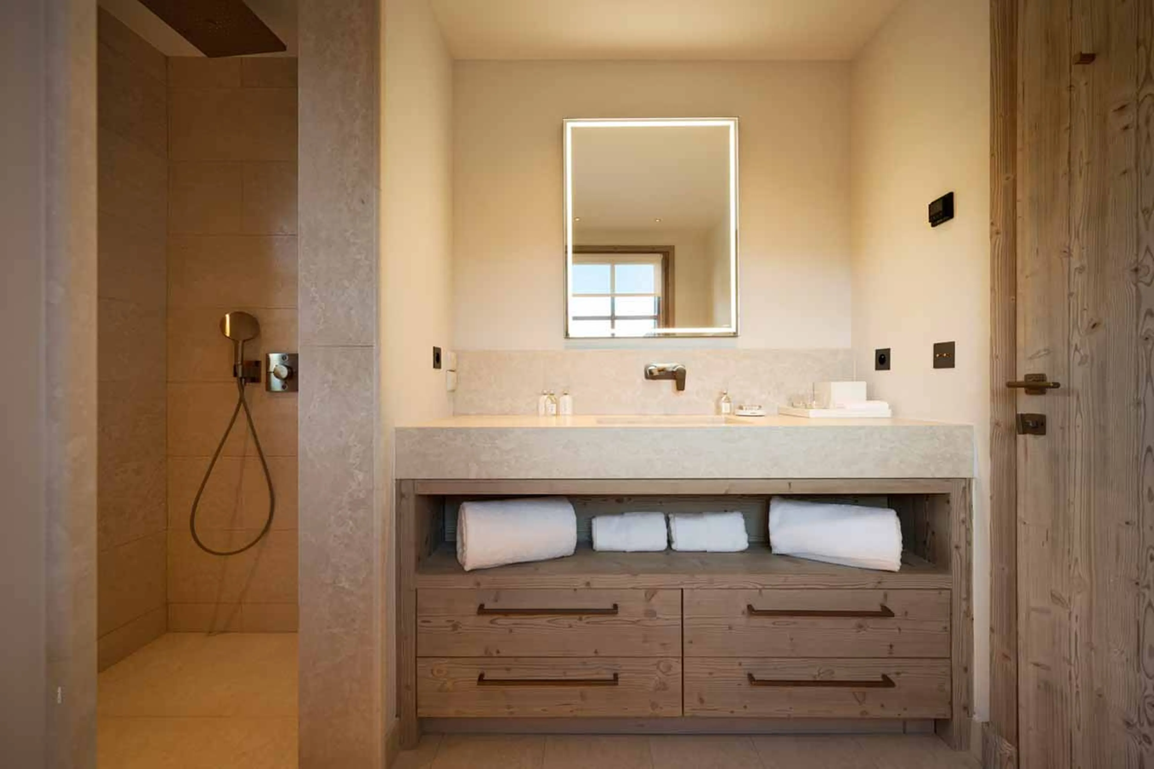Bedroom 2 en-suite at Chalet L'Oree in Meribel