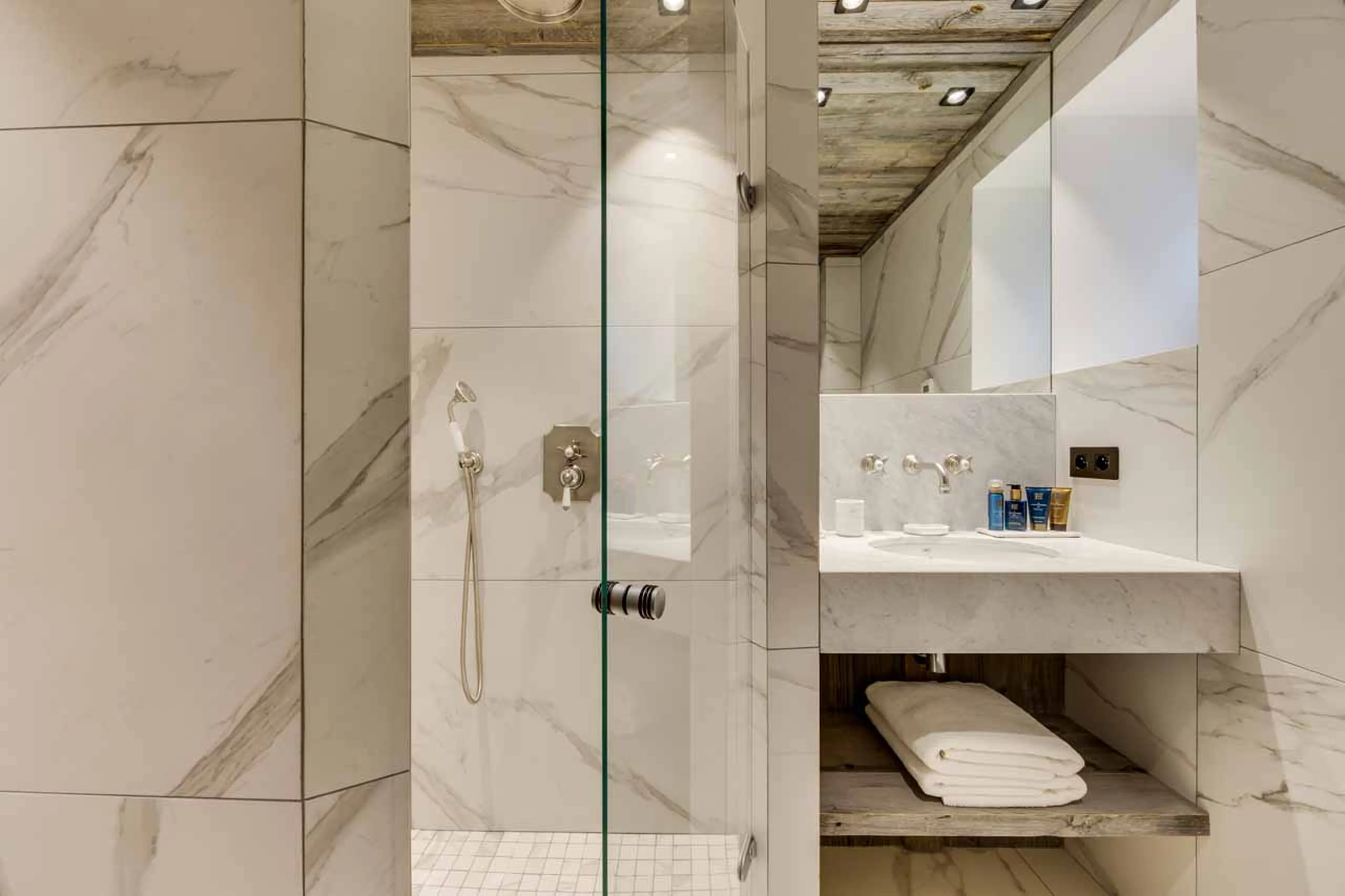 Bedroom 5 ensuite at Chalet Loup in Val d'Isere