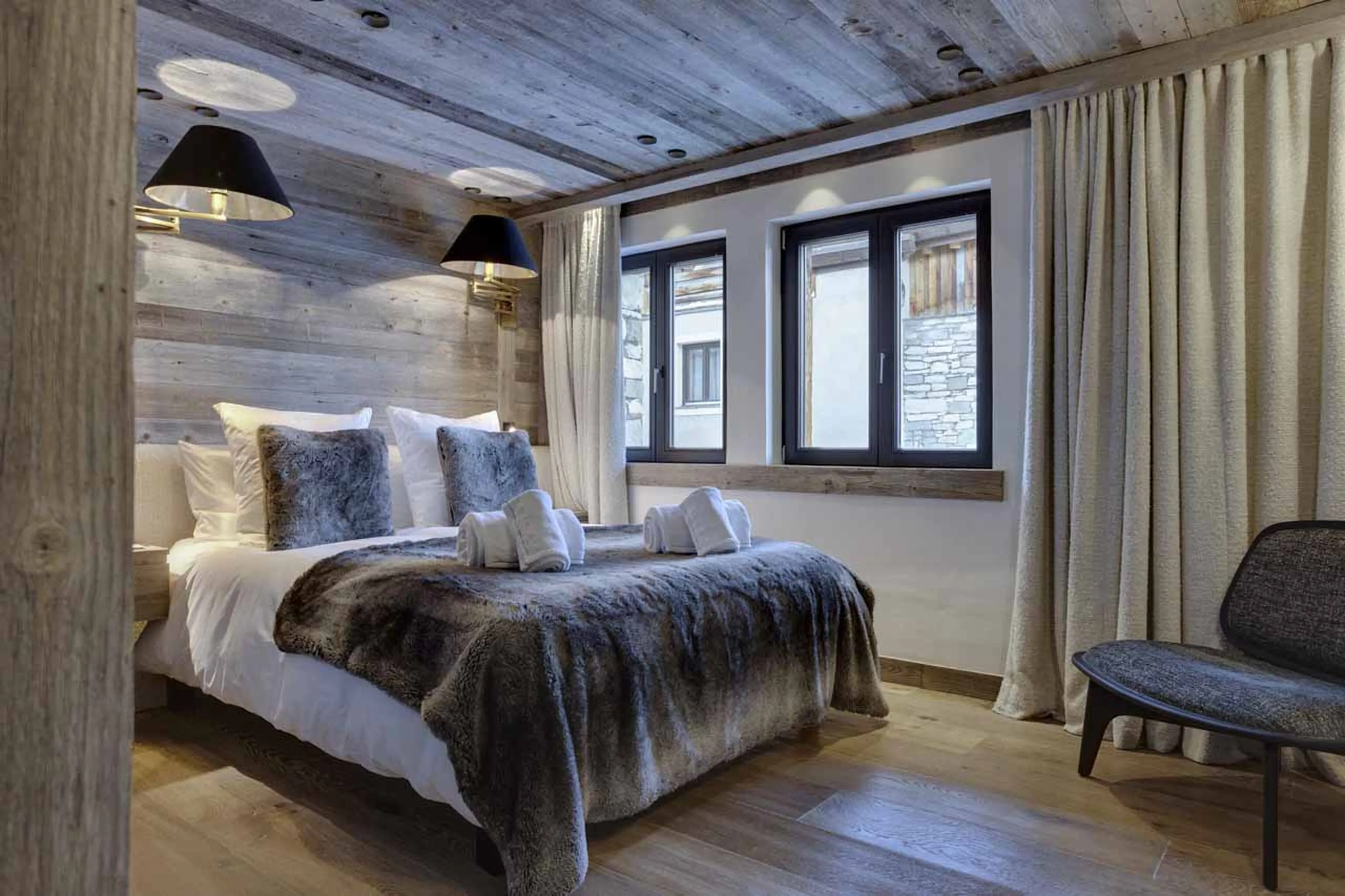 Bedroom 6 at Chalet L'Ours Blanc in Val d'Isere