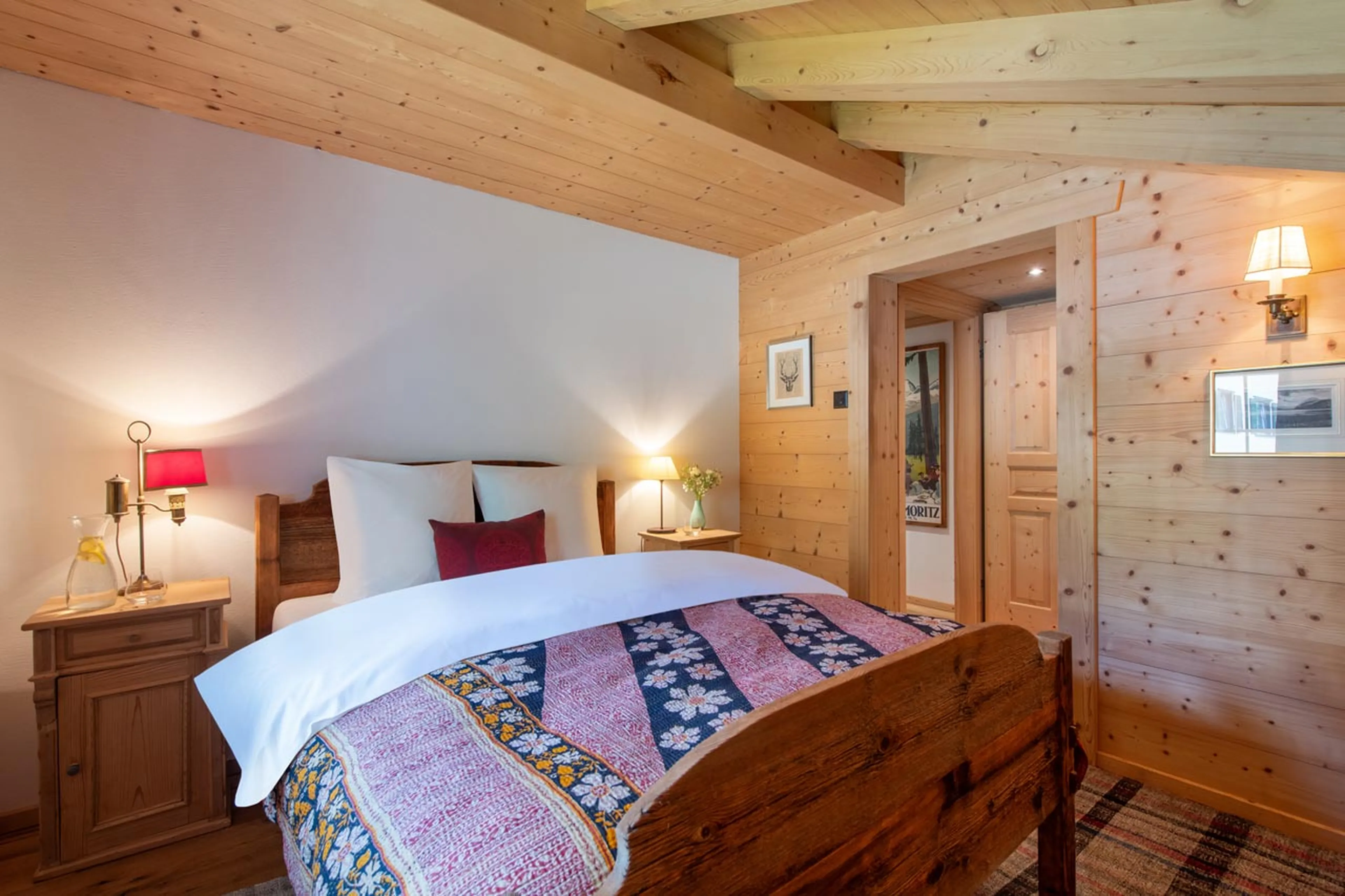 Bedroom entrance at Chalet Leugisland in Klosters