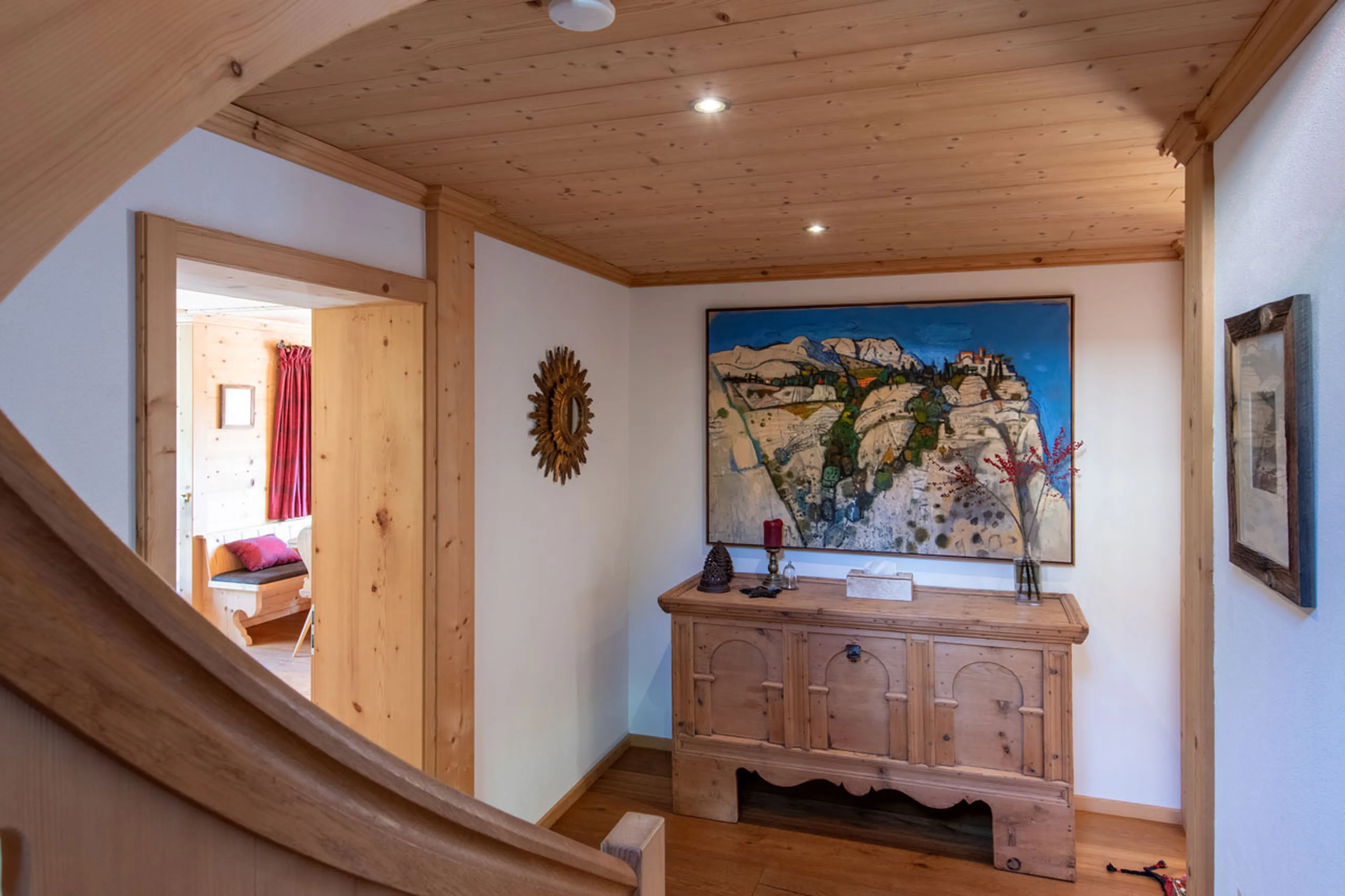 Hallway at Chalet Leugisland in Klosters