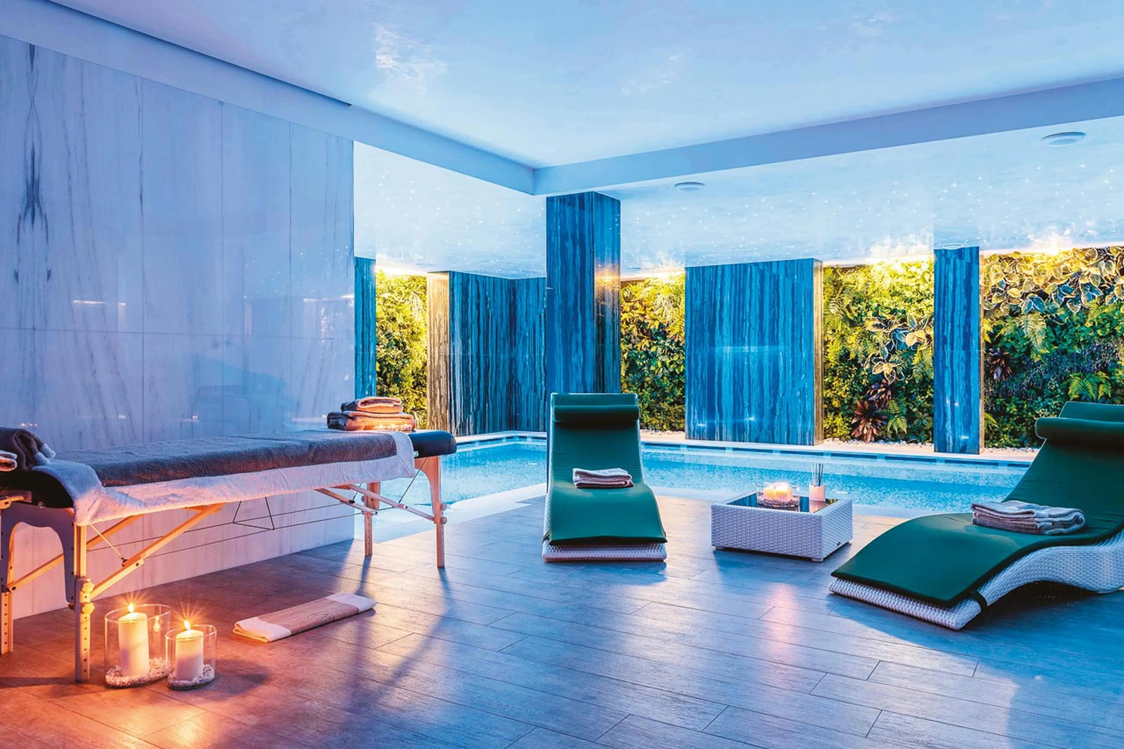 Relaxation area and Jacuzzi at Chalet LV | 01 in Cortina