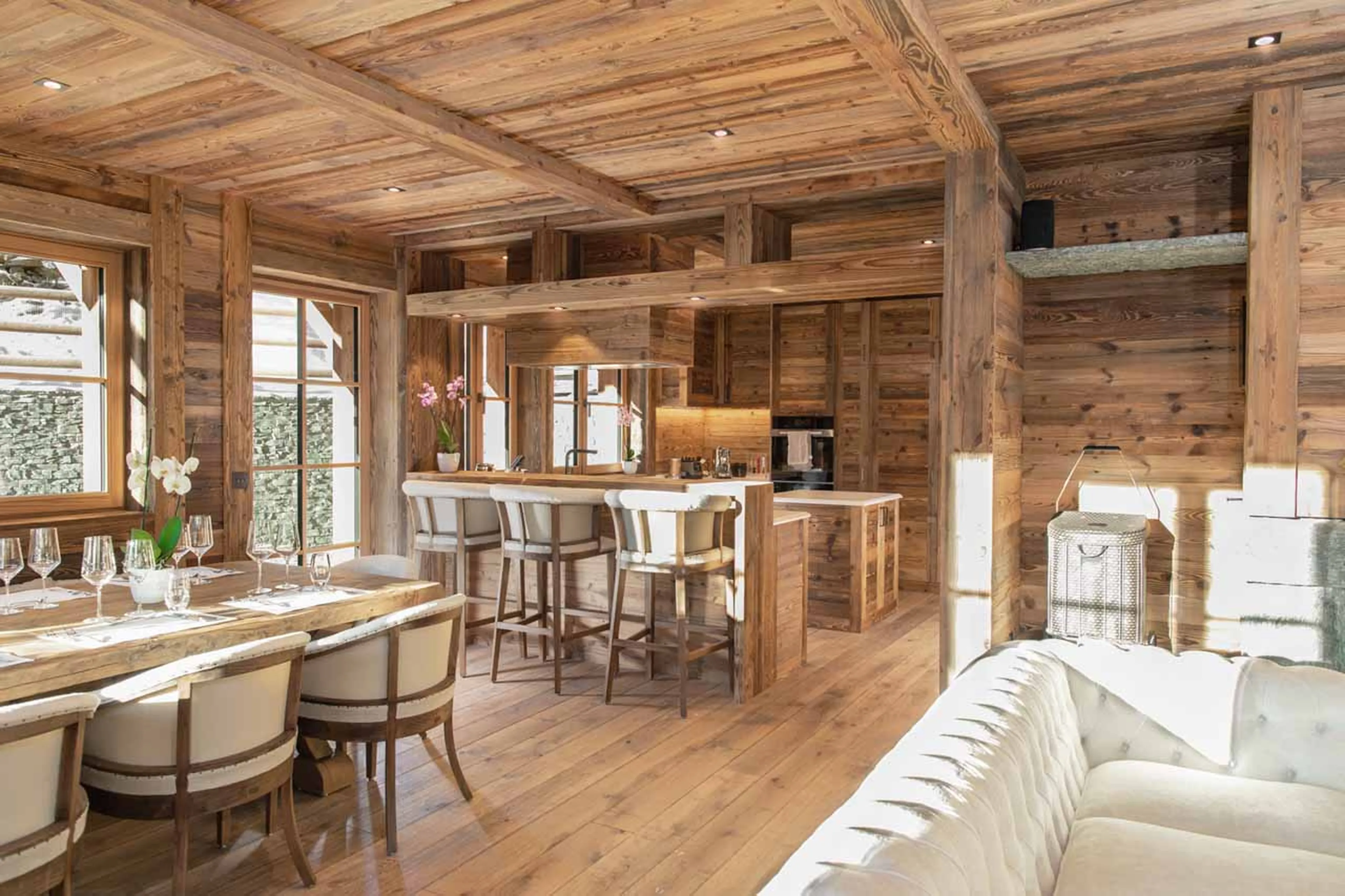 Dining area at Chalet Lycka in Saas Fee