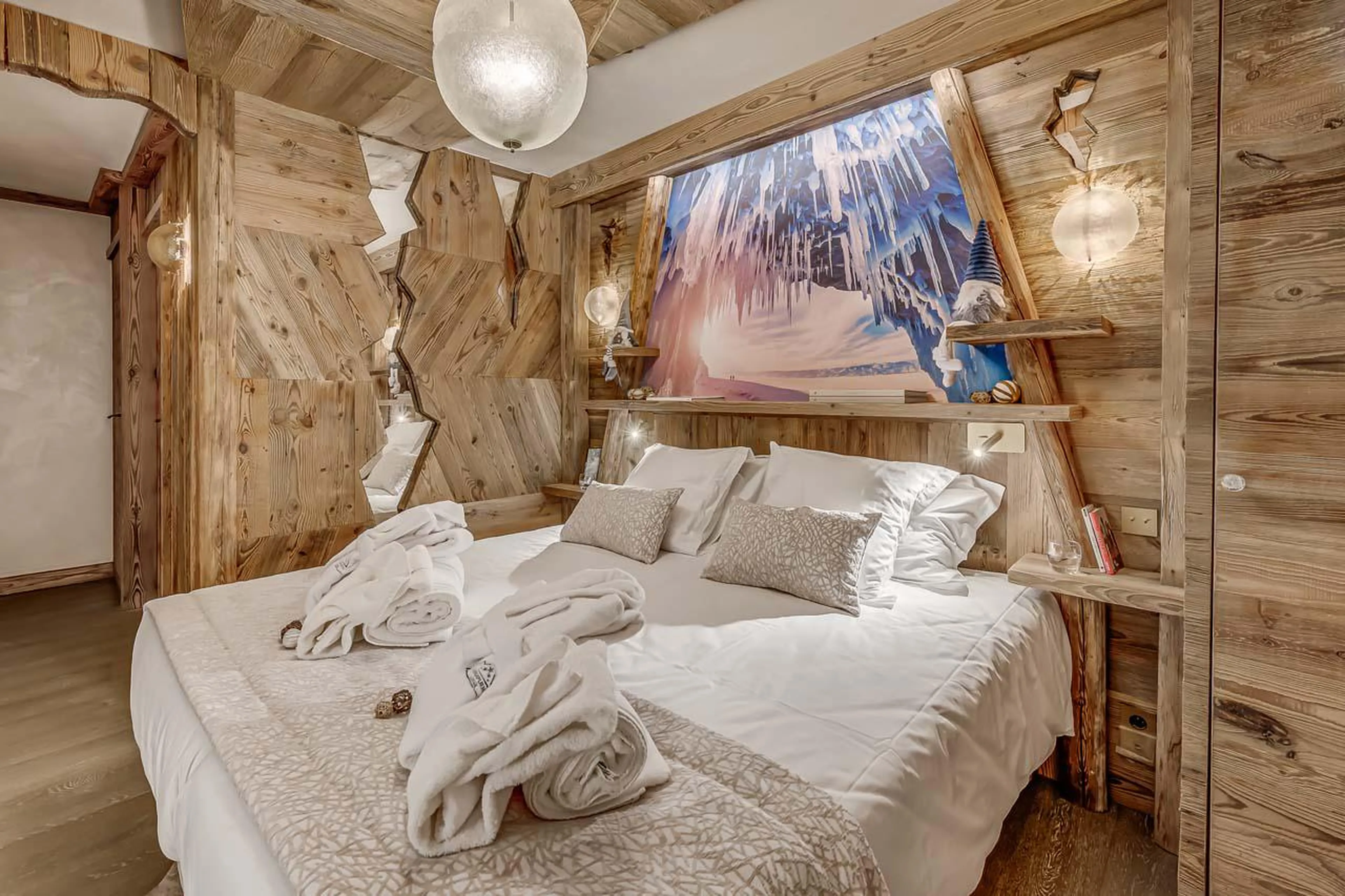 Spacious bedroom at Chalet Macha in Tignes