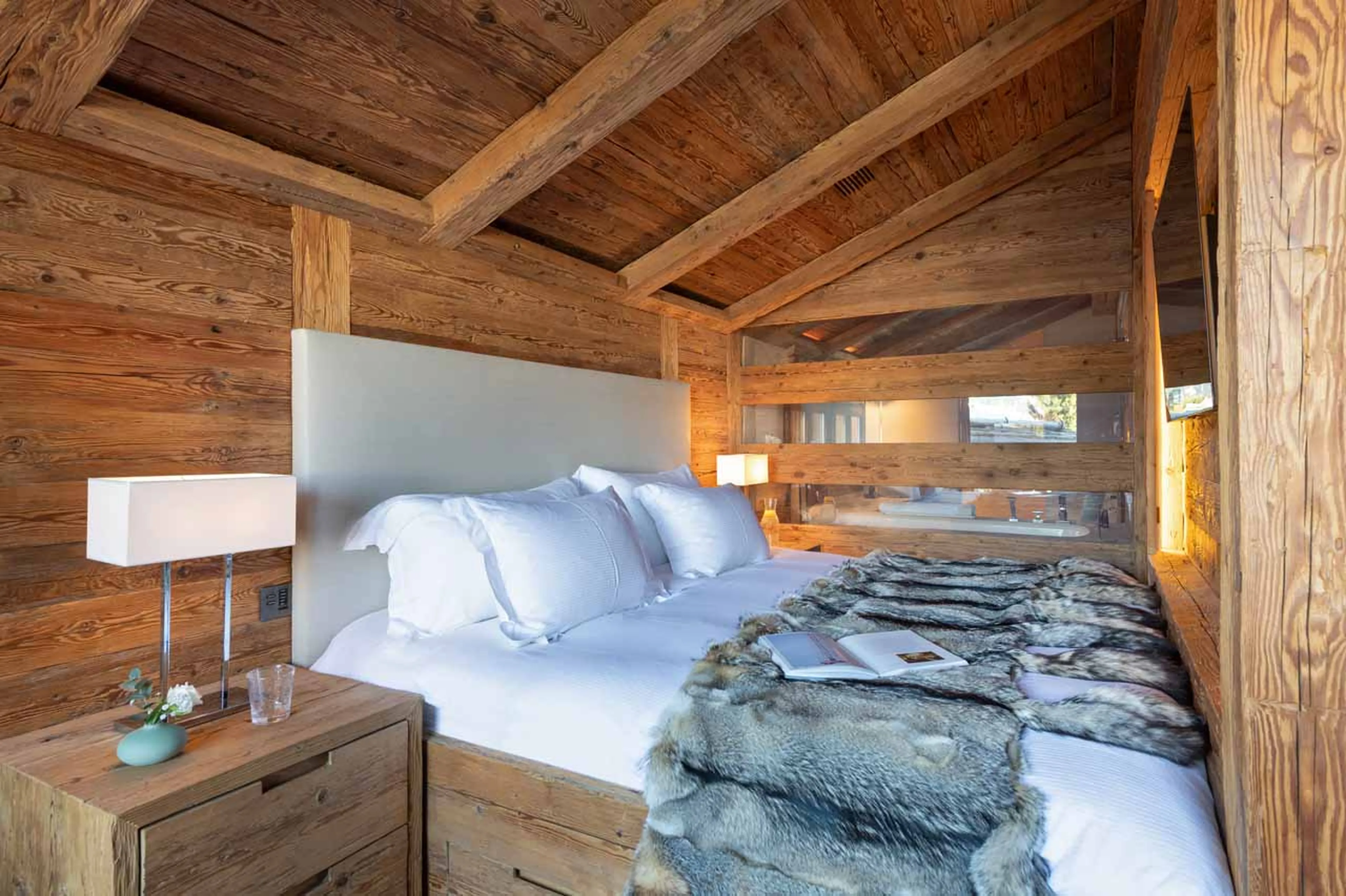 Third double bedroom with TV in Chalet Makini in Verbier