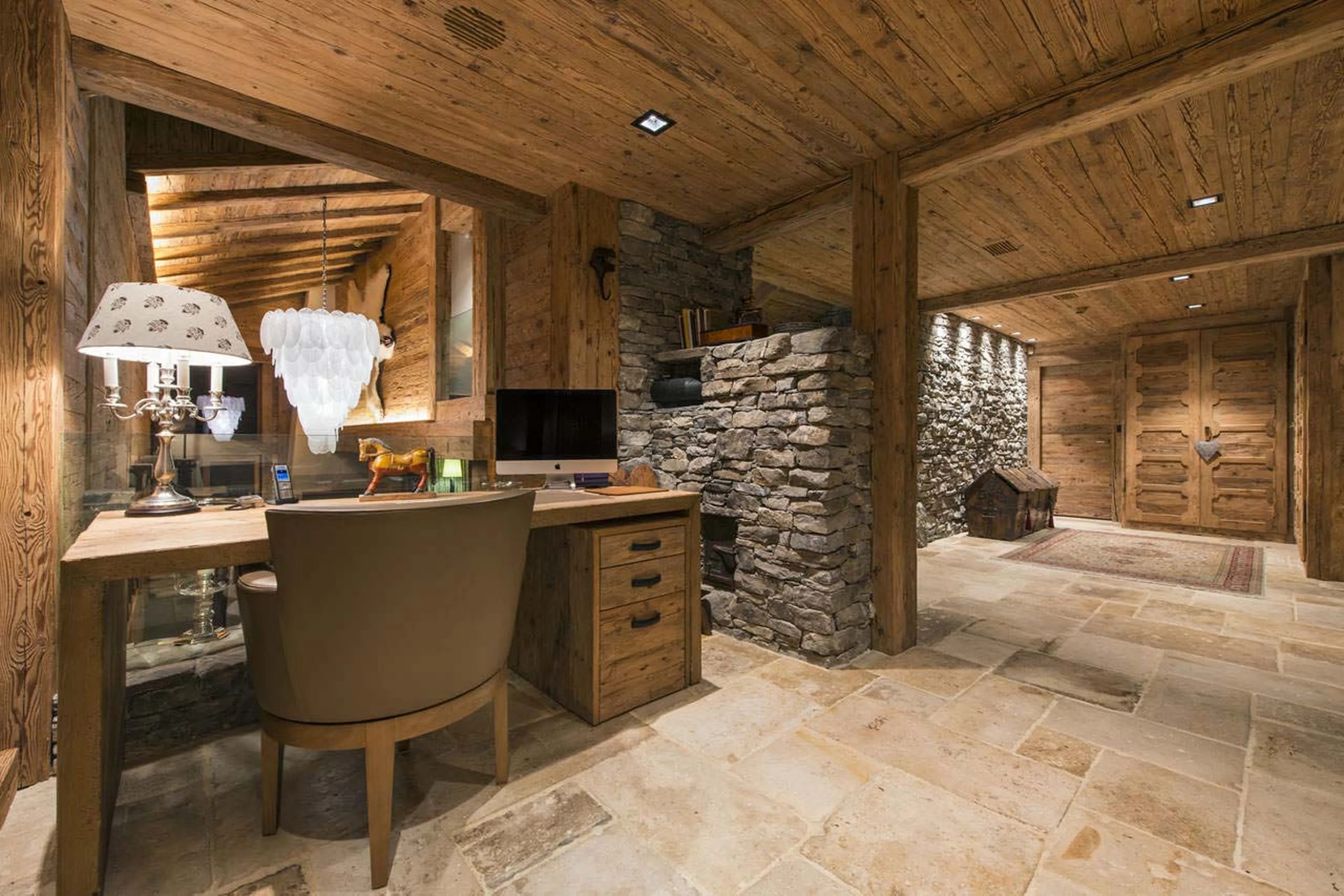 Entrance and office area of Chalet Makini in Verbier