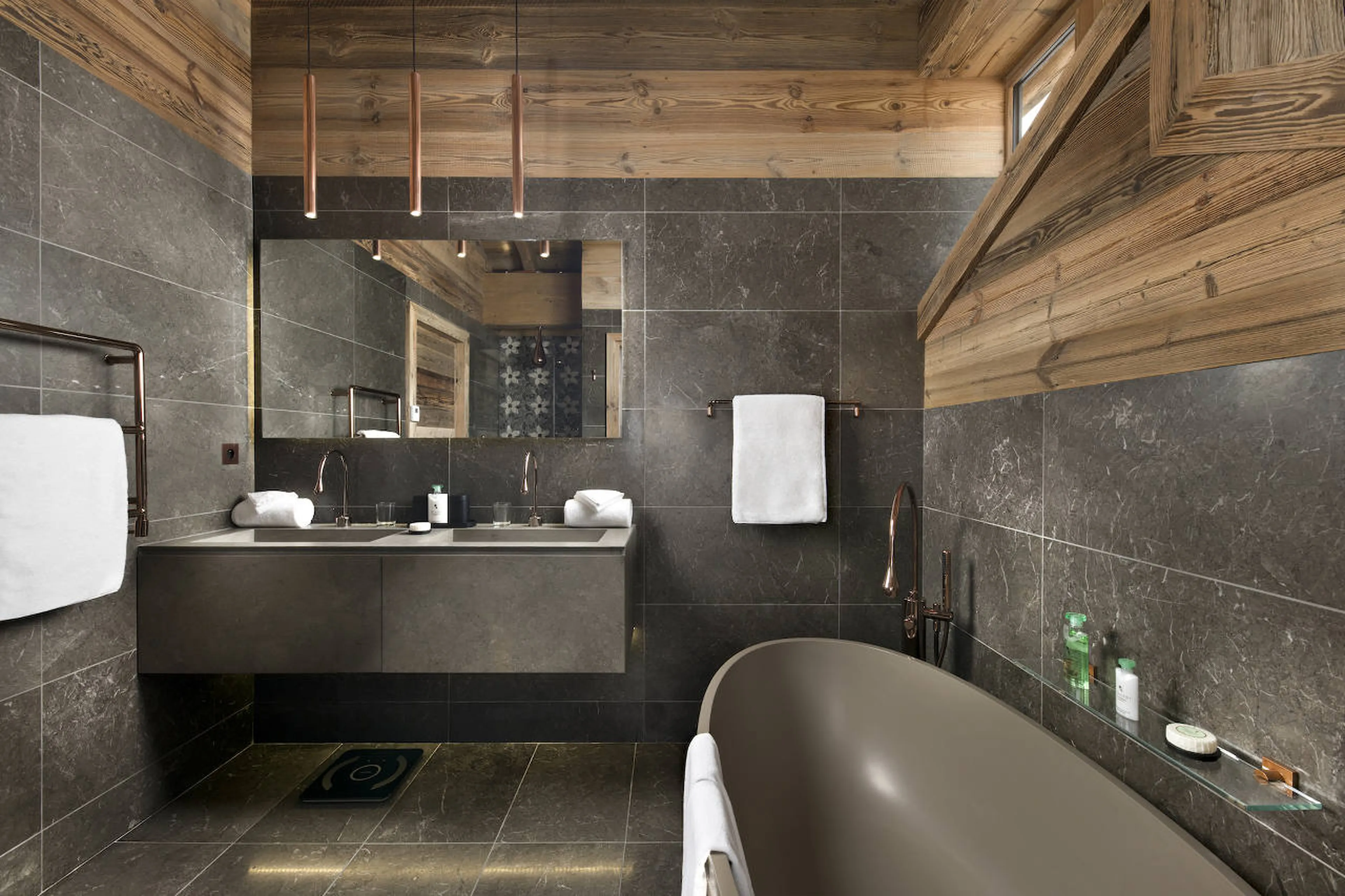 Master bathroom at Chalet Manasa in Courchevel 1850