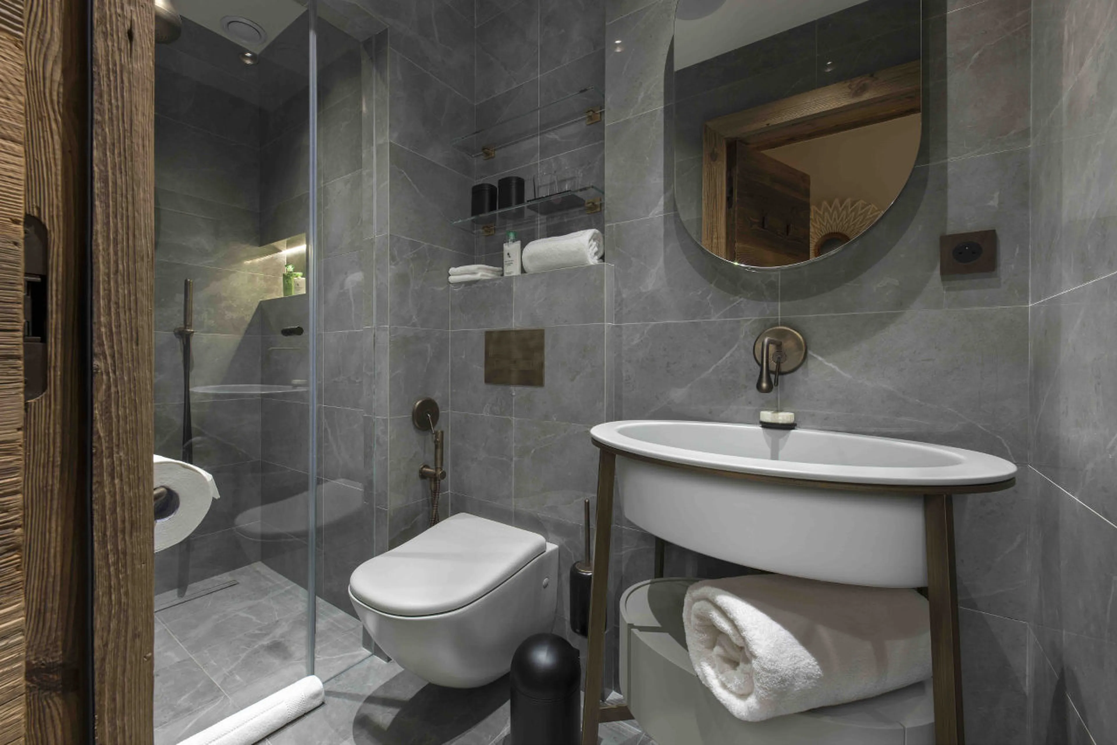 Bathroom five at Chalet Manasa in Courchevel 1850