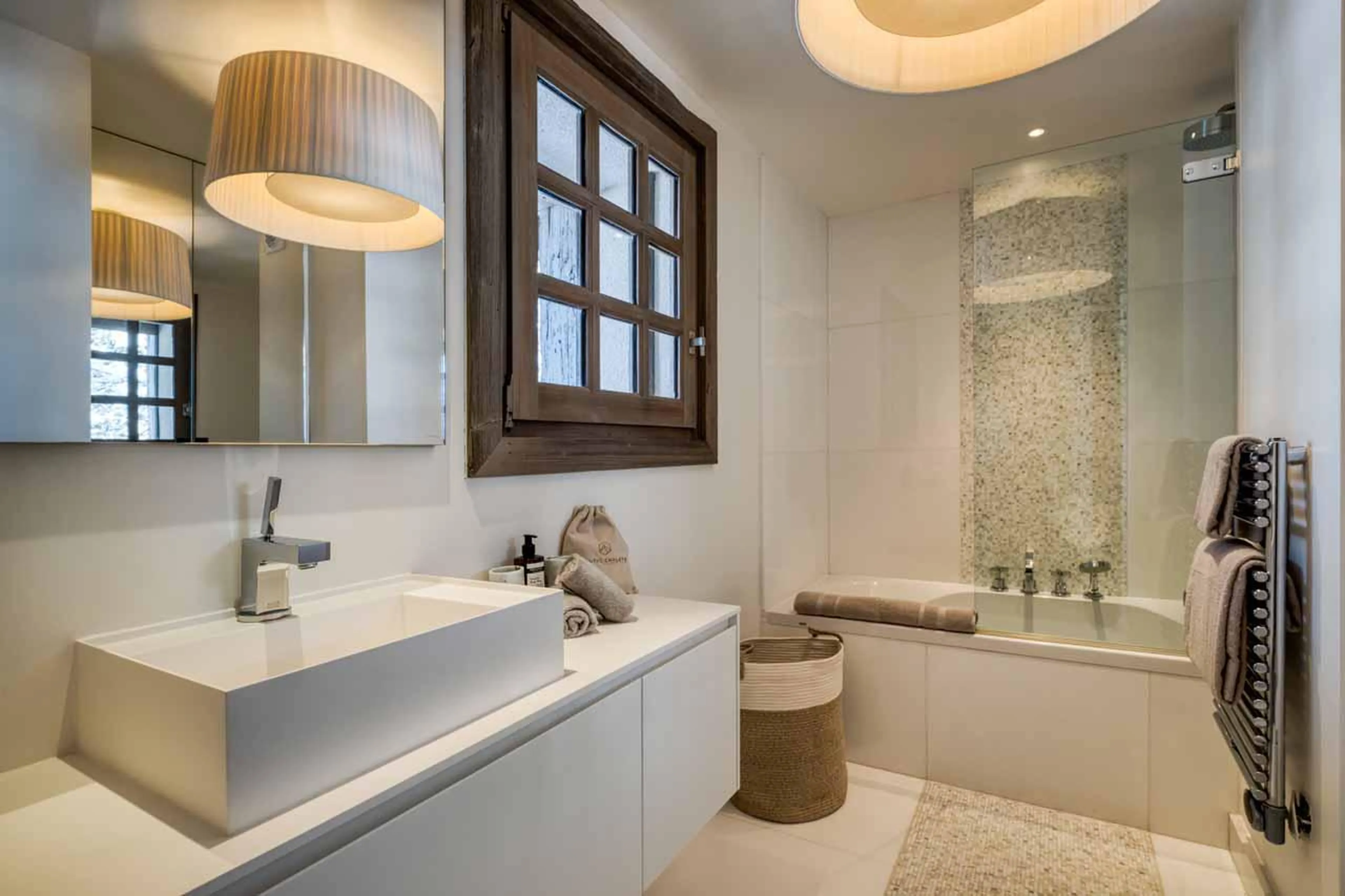 Bathroom six at Chalet Mandala in Megeve