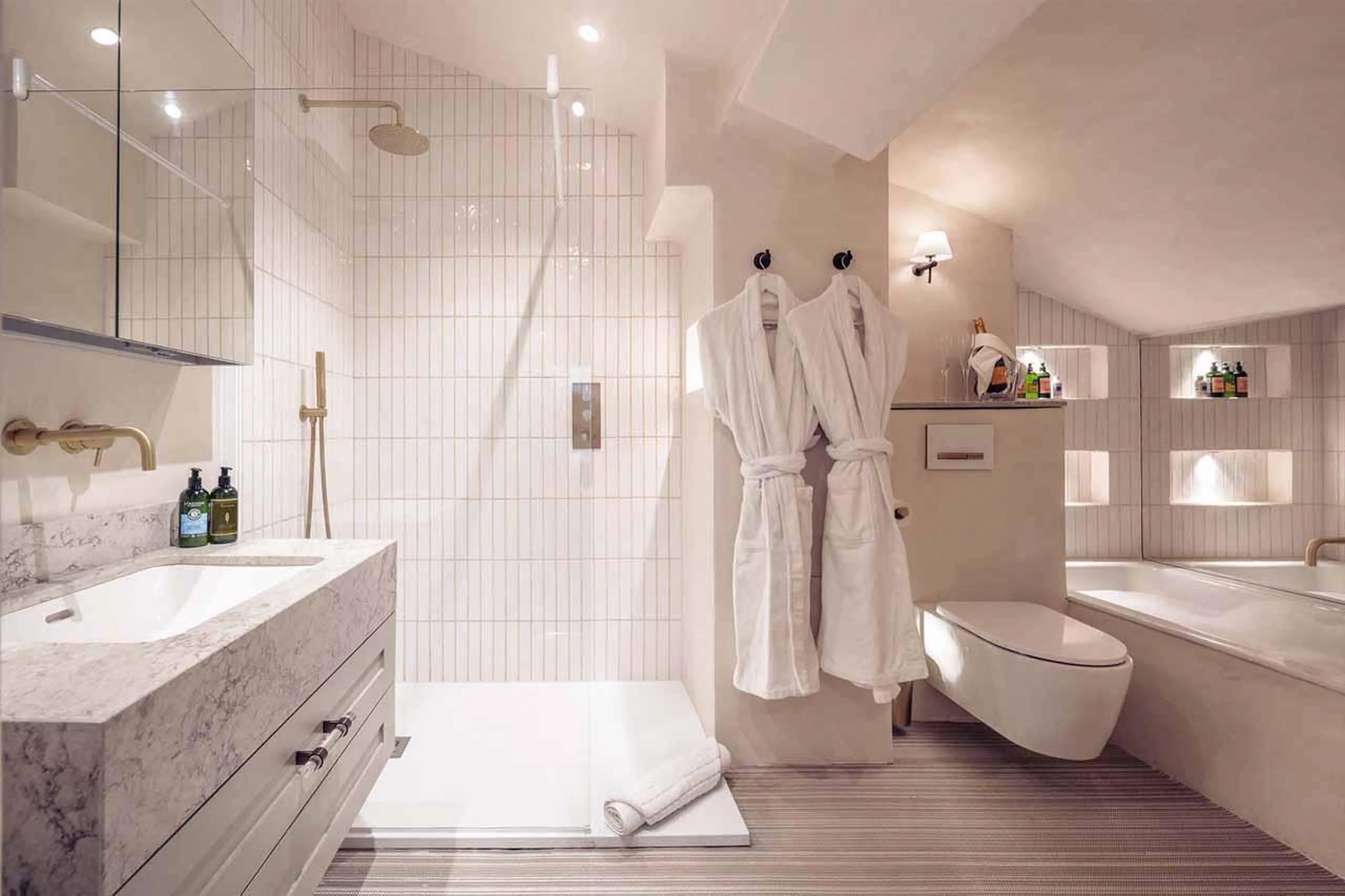 En-suite bathroom in Chalet Margaux, Courchevel 1850