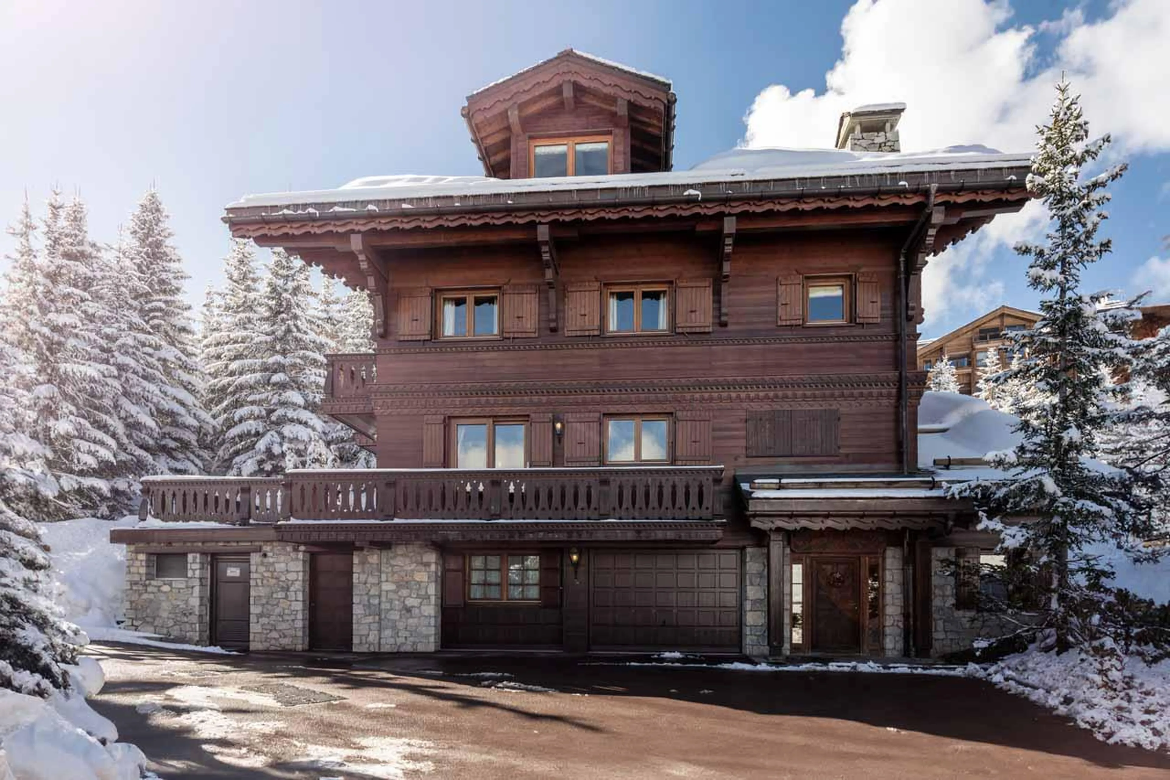 Exterior of Chalet Margaux, Courchevel 1850