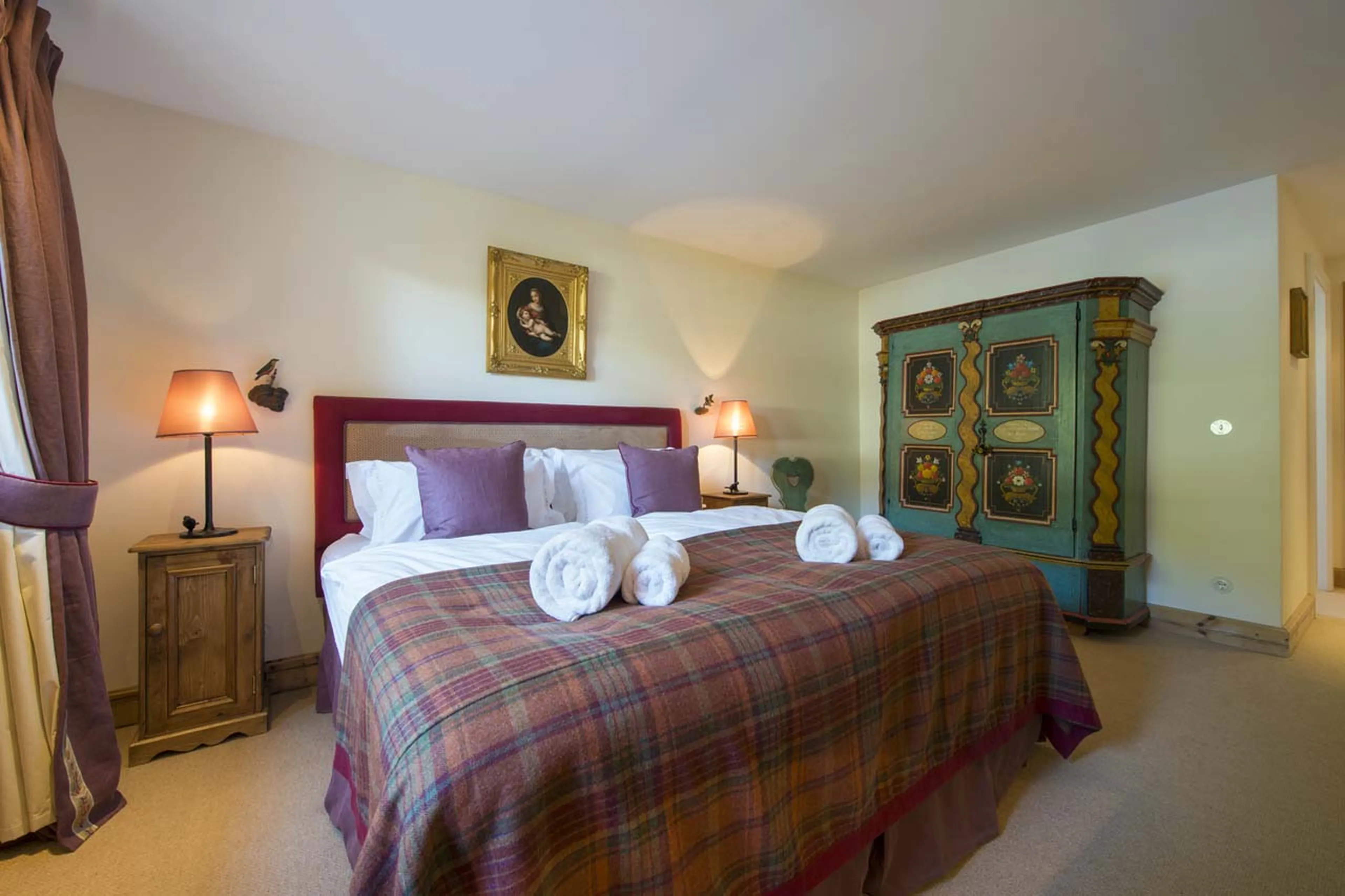 Beautifully furnished bedrooms at Chalet Maria Schnee in St Anton