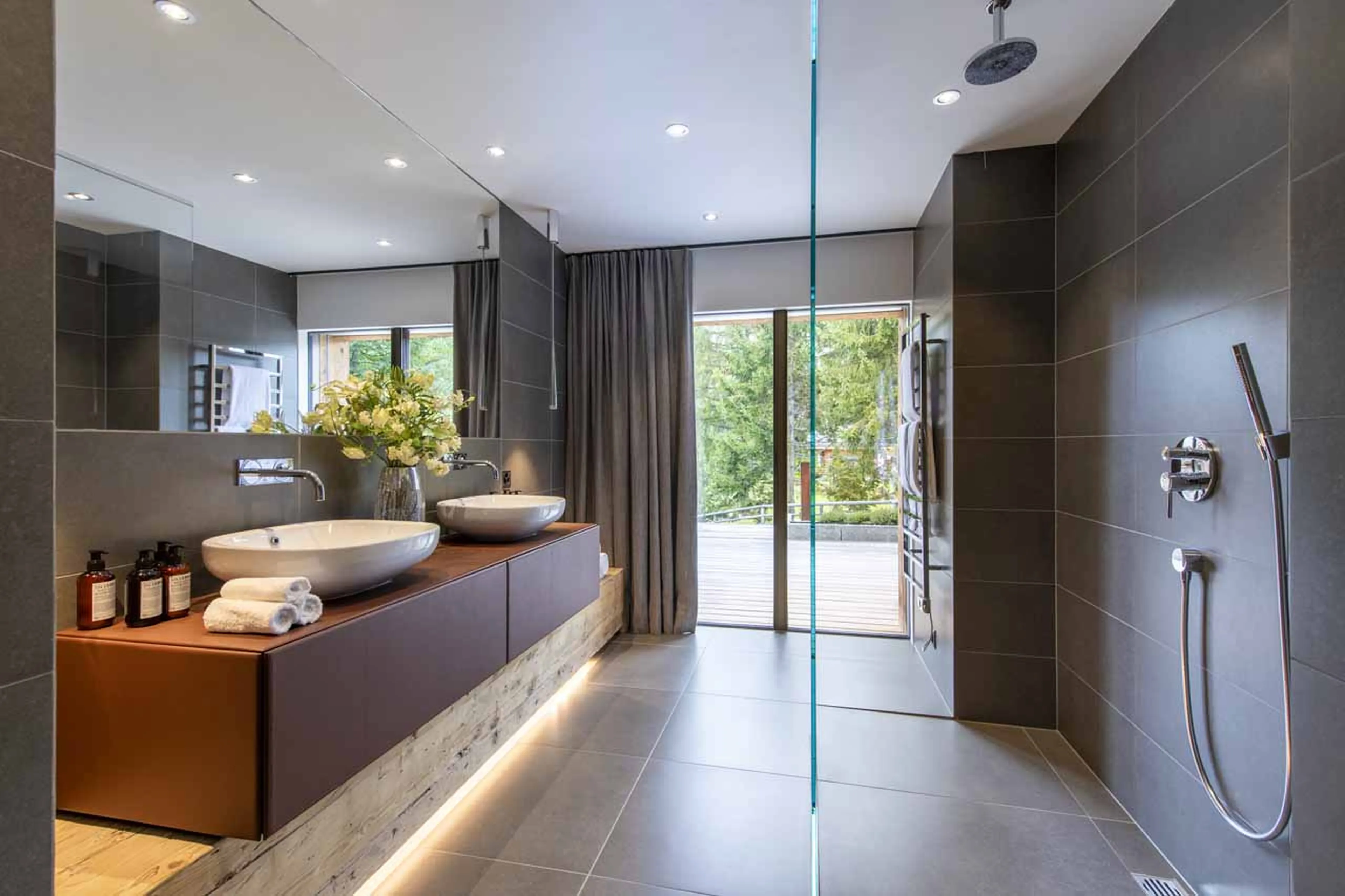 Bathroom four at Chalet Marmottier in Verbier