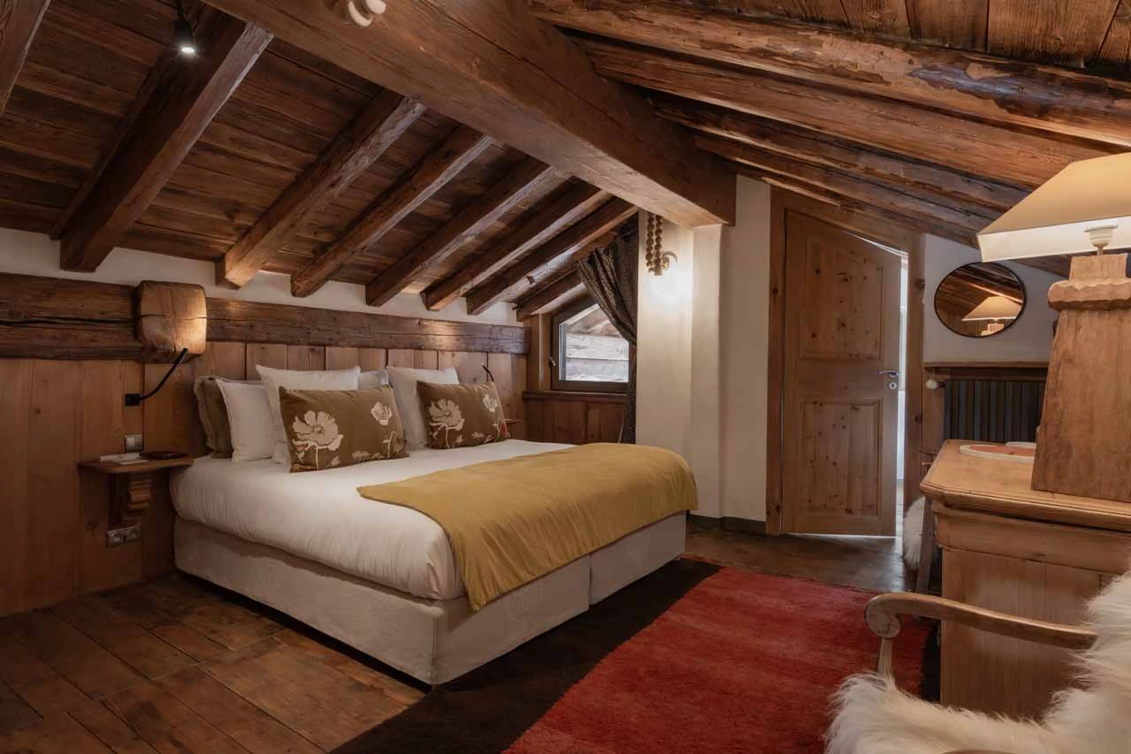 Double bedroom in Chalet Mathilda, Val d'Isere