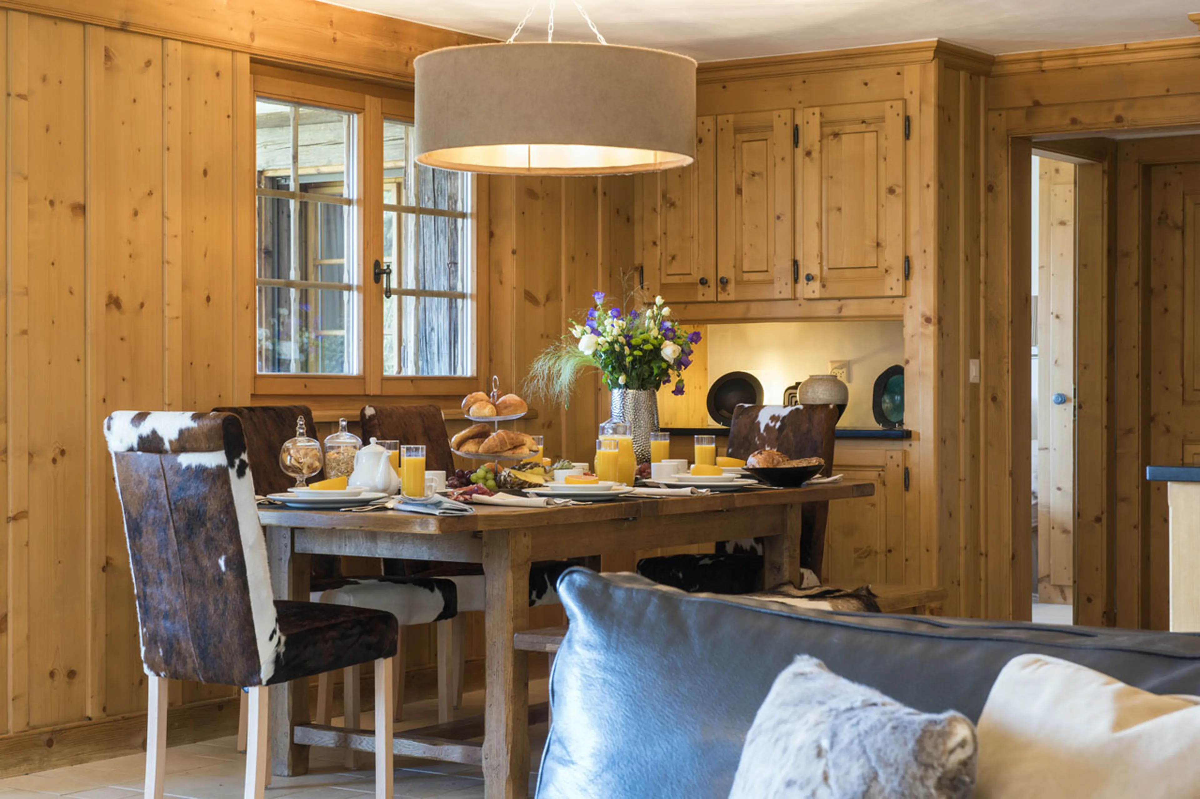 Dining area at Apartment Max in Verbier