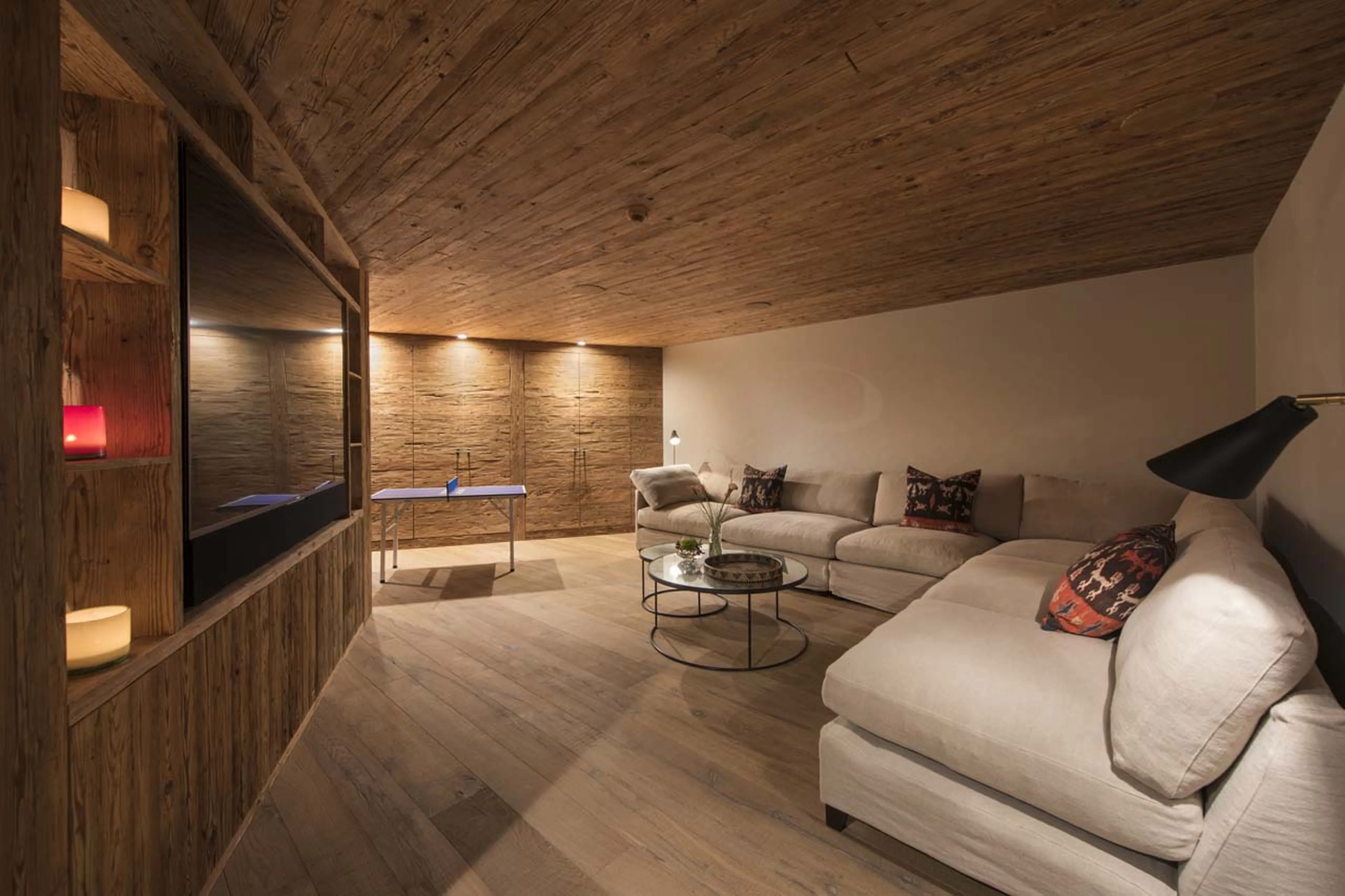 Playroom/games room in Chalet Mckinley in Zermatt